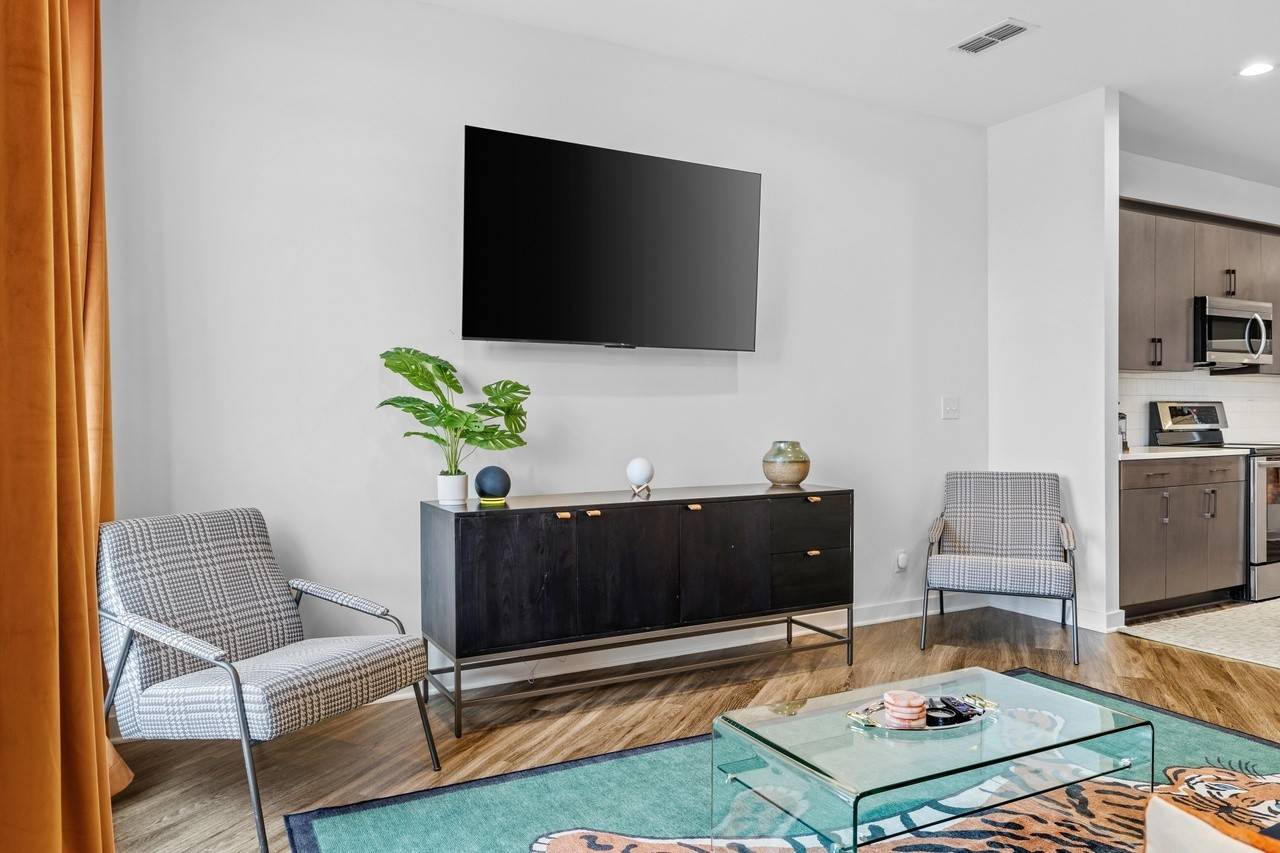 5403 Centennial Blvd #201, Nashville, TN 37209