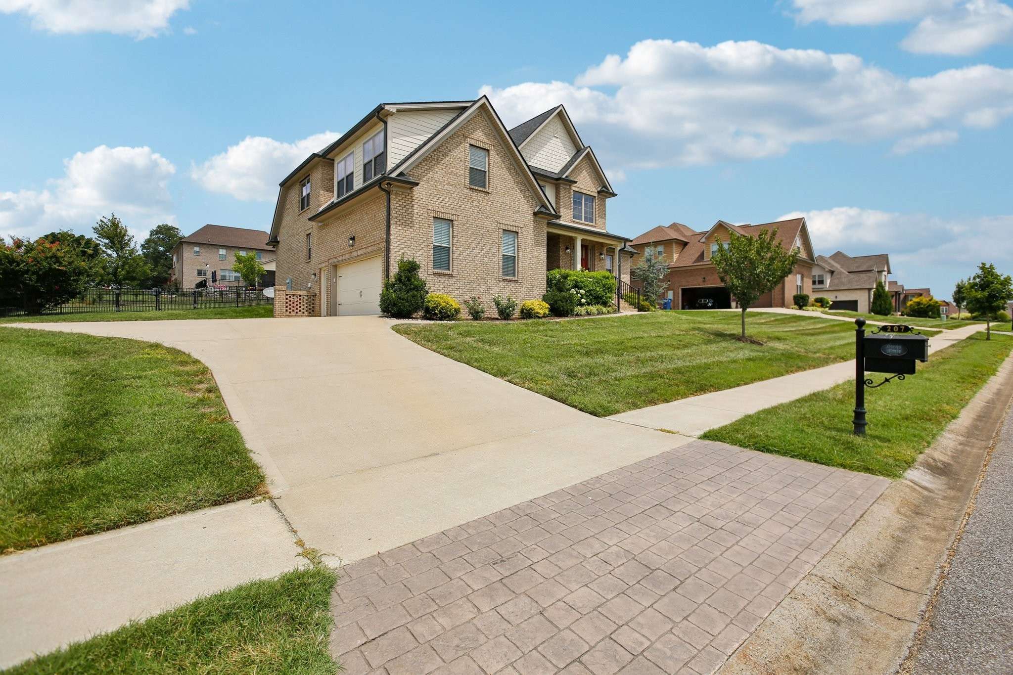 207 Manscoe Pl, Clarksville, TN 37043