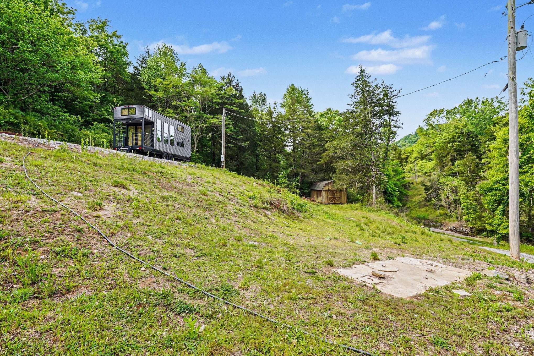 19167 Happy Hollow Rd, Buffalo Valley, TN 38548