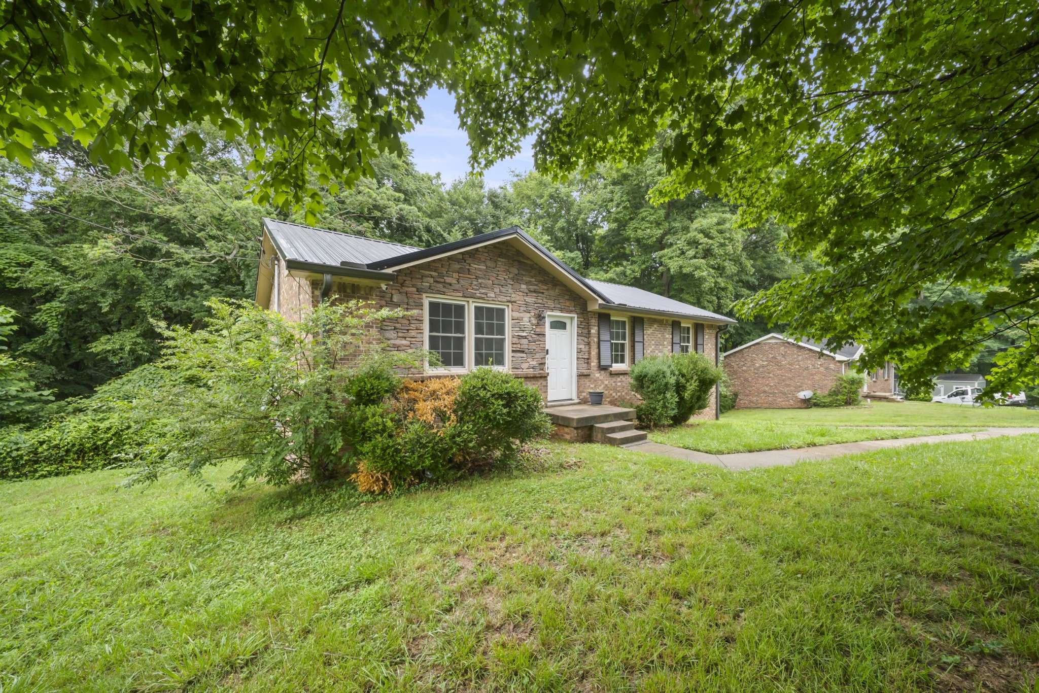 2733 Turner Ln, Clarksville, TN 37040