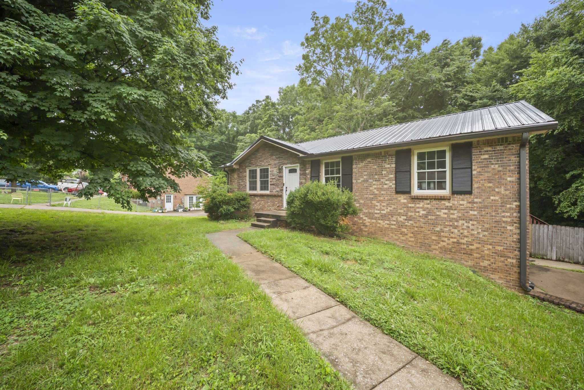 2733 Turner Ln, Clarksville, TN 37040