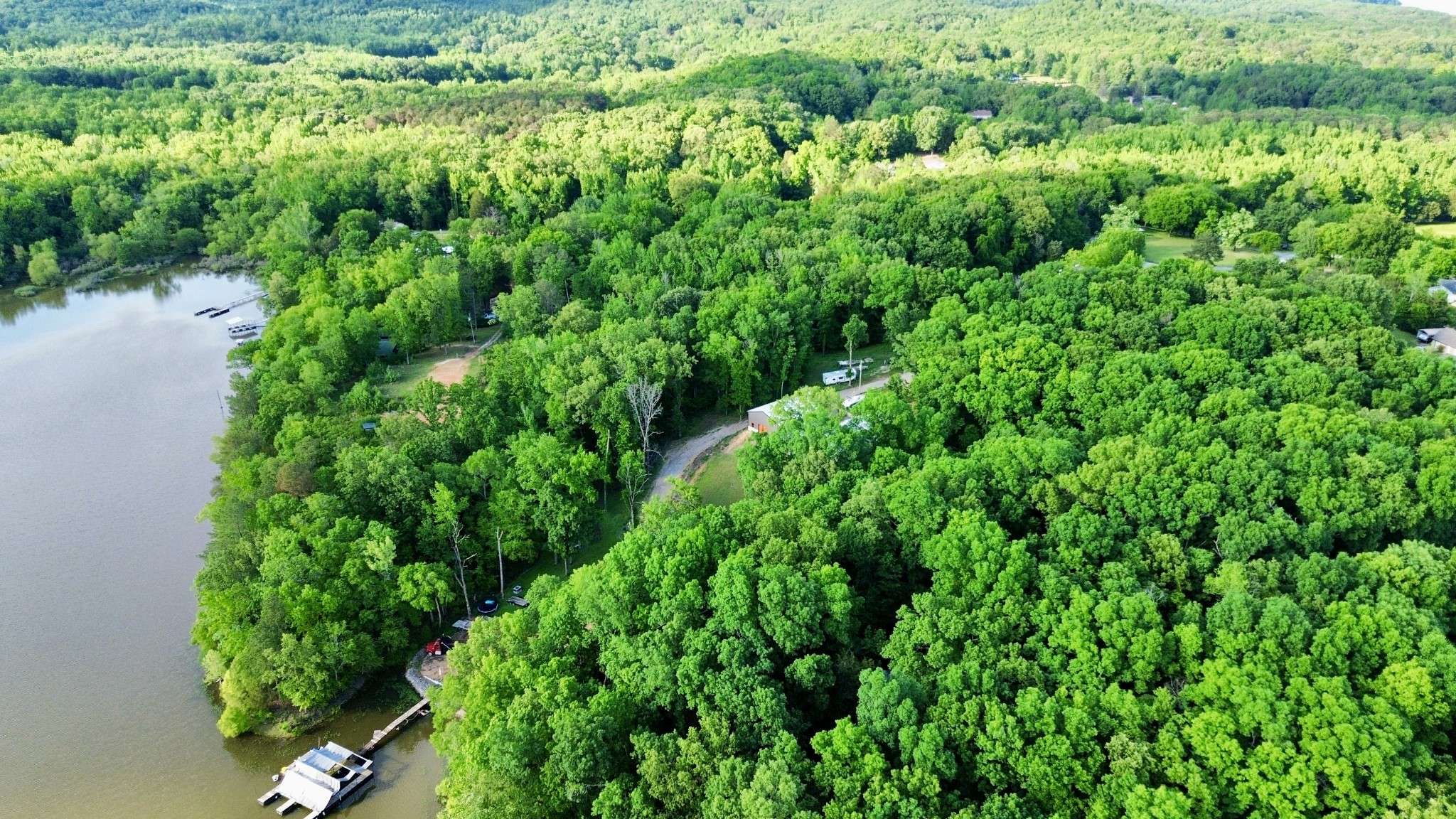 80 Lakeview Dr, Eva, TN 38333