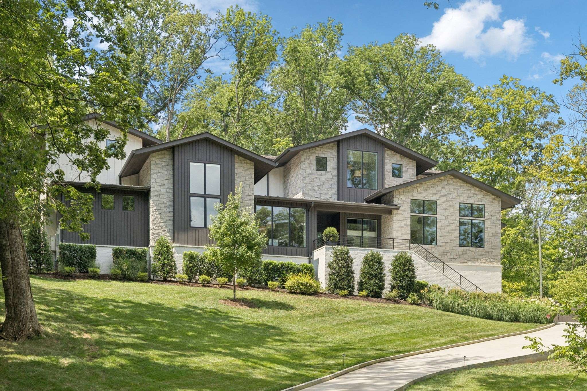 6523 Currywood Dr, Nashville, TN 37205