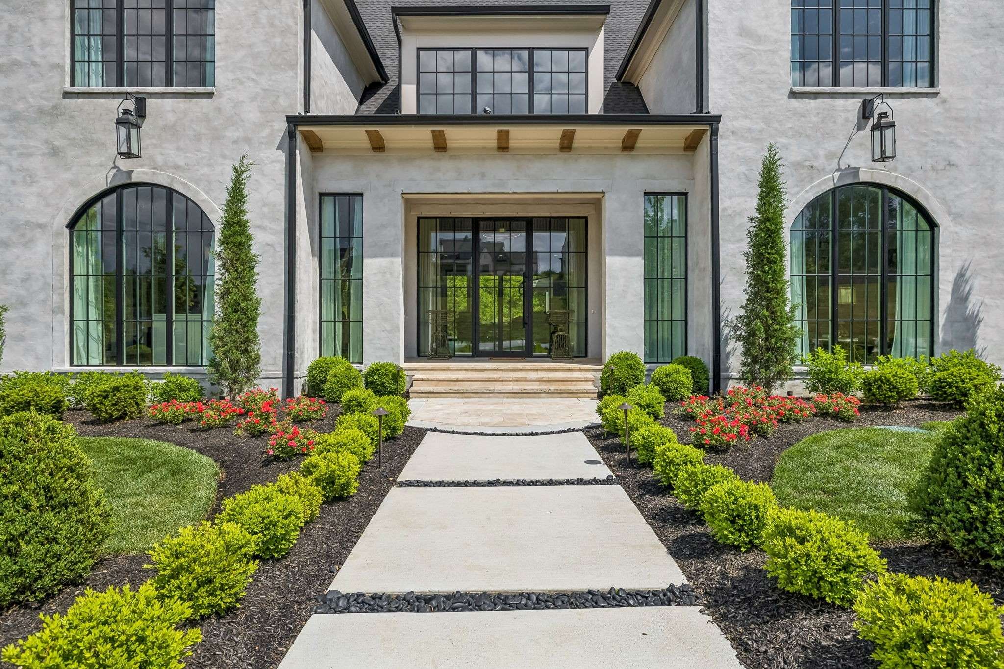 8384 Solstice Dr, College Grove, TN 37046