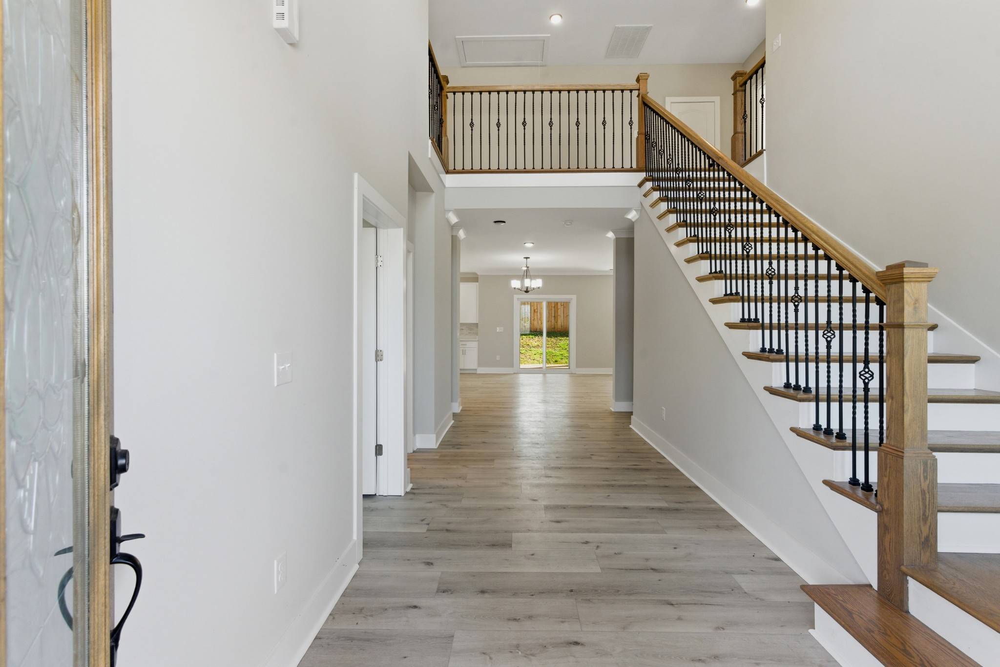 1760 W Main St, Lebanon, TN 37087