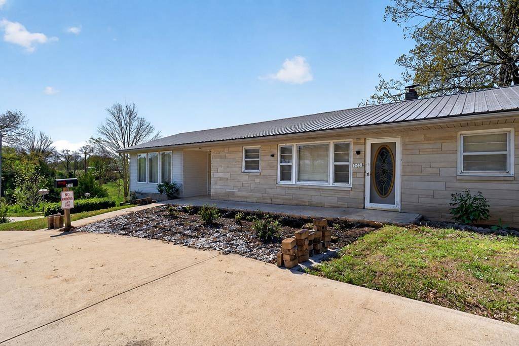 463 Franks Ferry Rd, Sparta, TN 38583