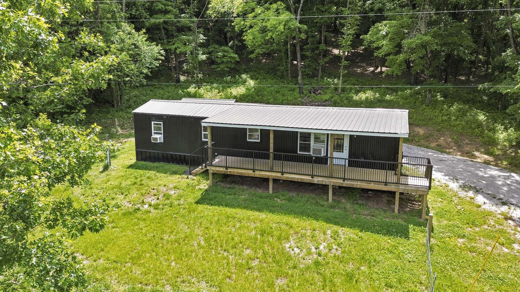 4545 Browning Branch Rd, Bethpage, TN 37022