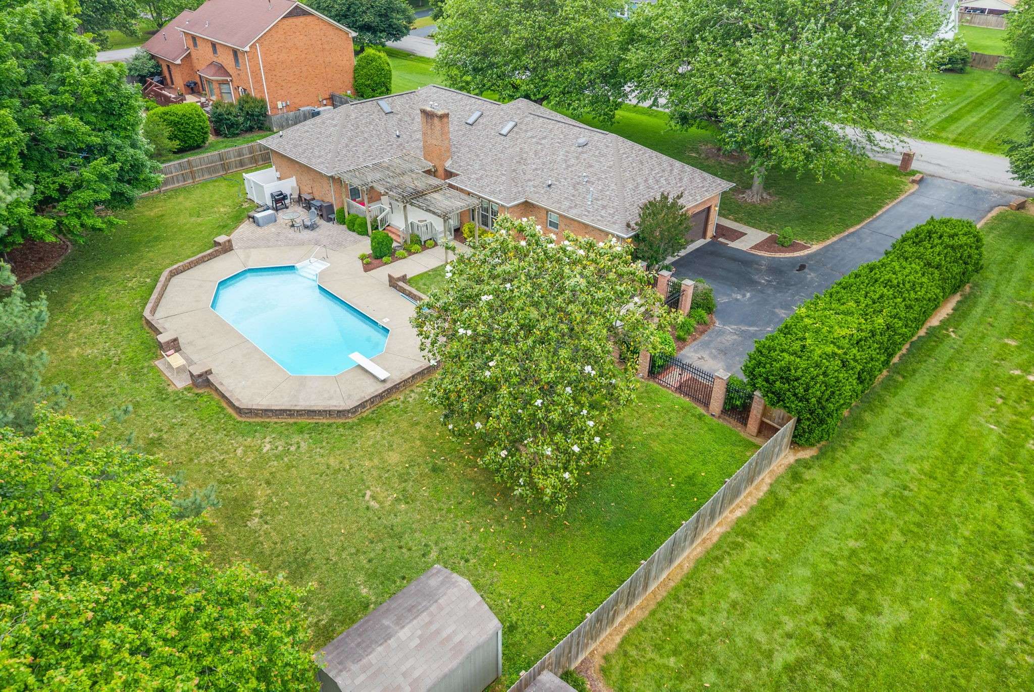 219 Fairfax Ave, Hopkinsville, KY 42240