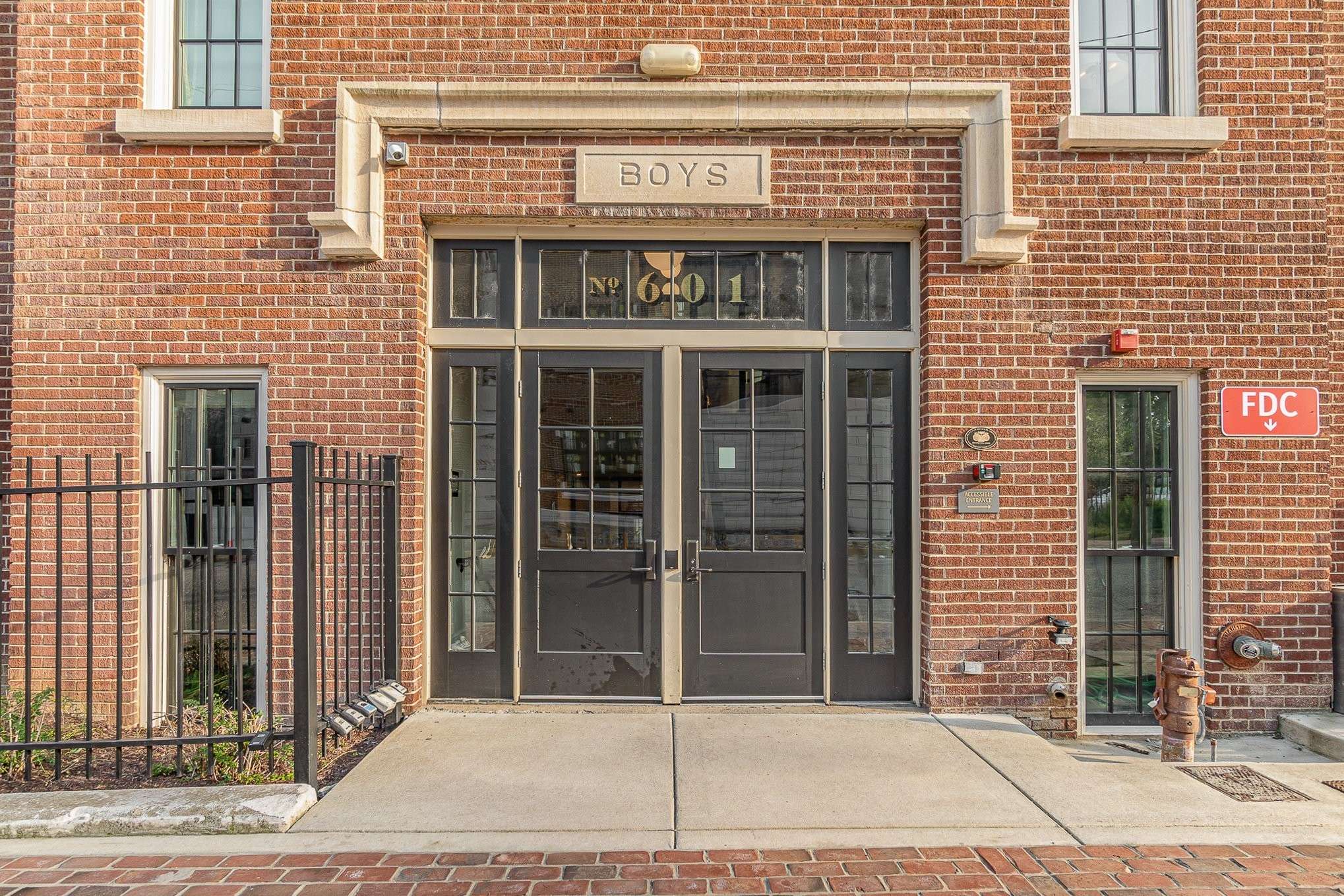 601 Madison St #210, Nashville, TN 37208