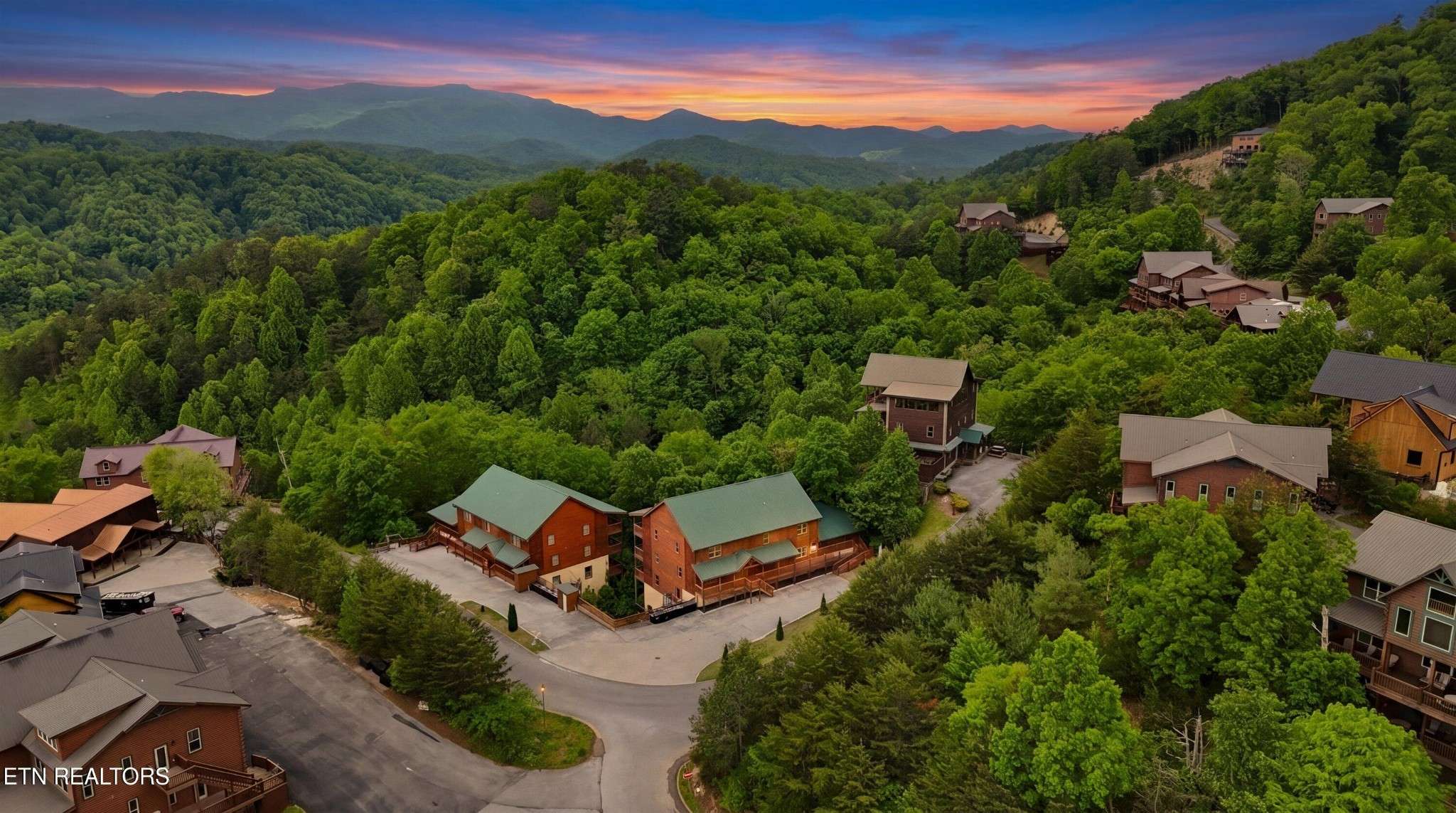1935 Blackthorn Tr, Sevierville, TN 37876