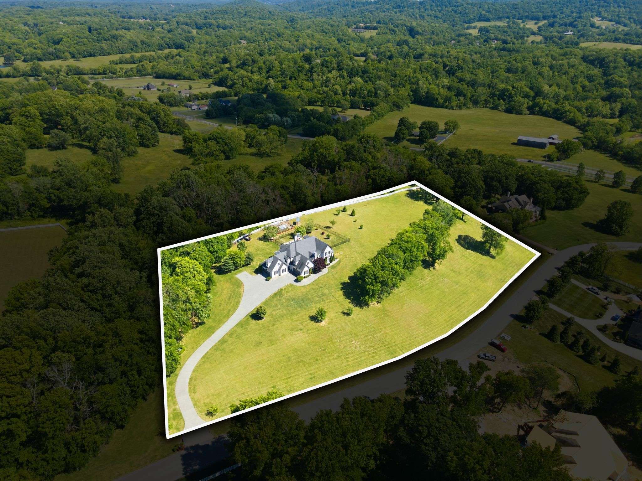 1159 Saddle Springs Drive, Thompsons Station, TN 37179