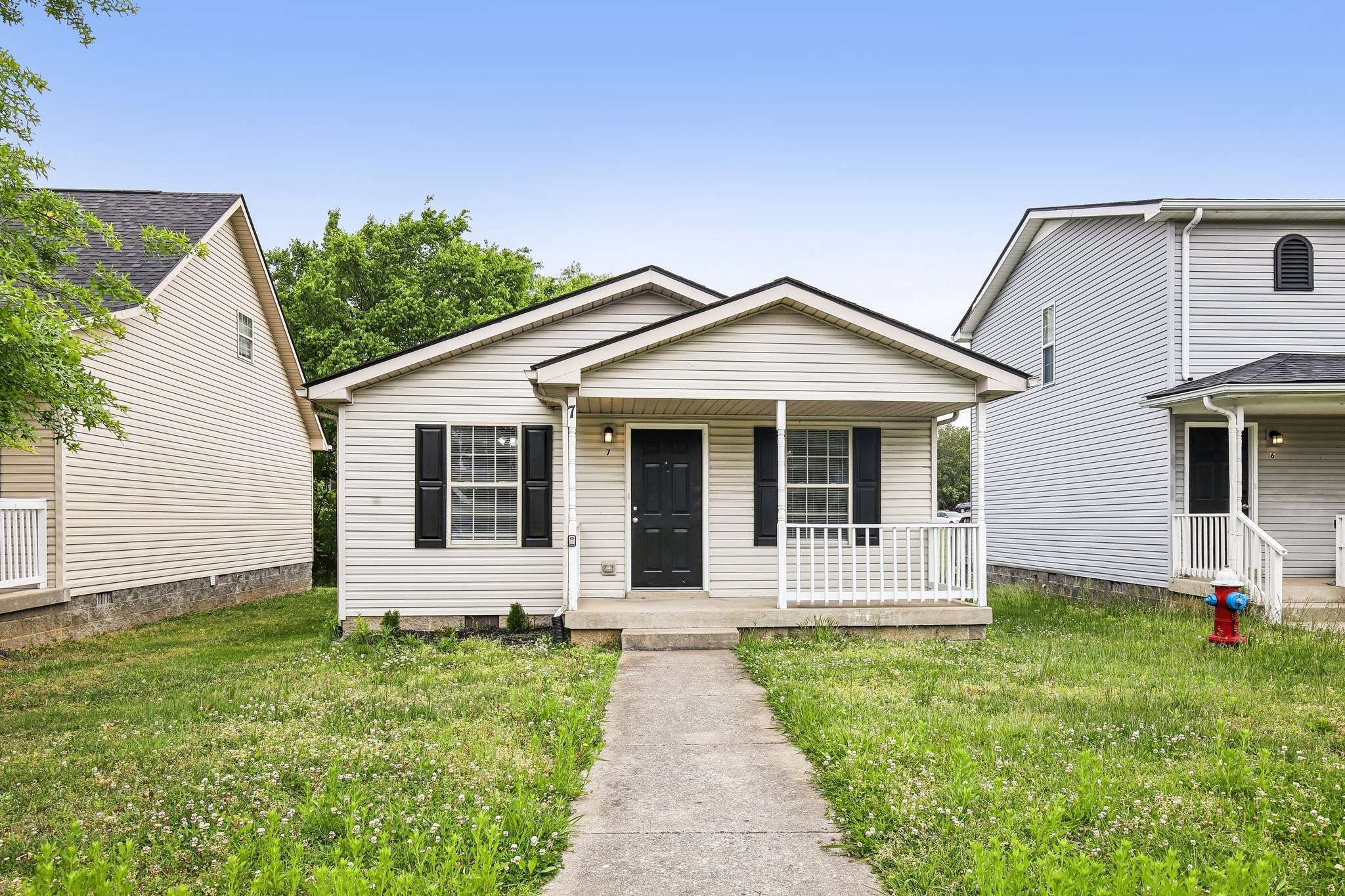 2607 Landrum Ct, Springfield, TN 37172