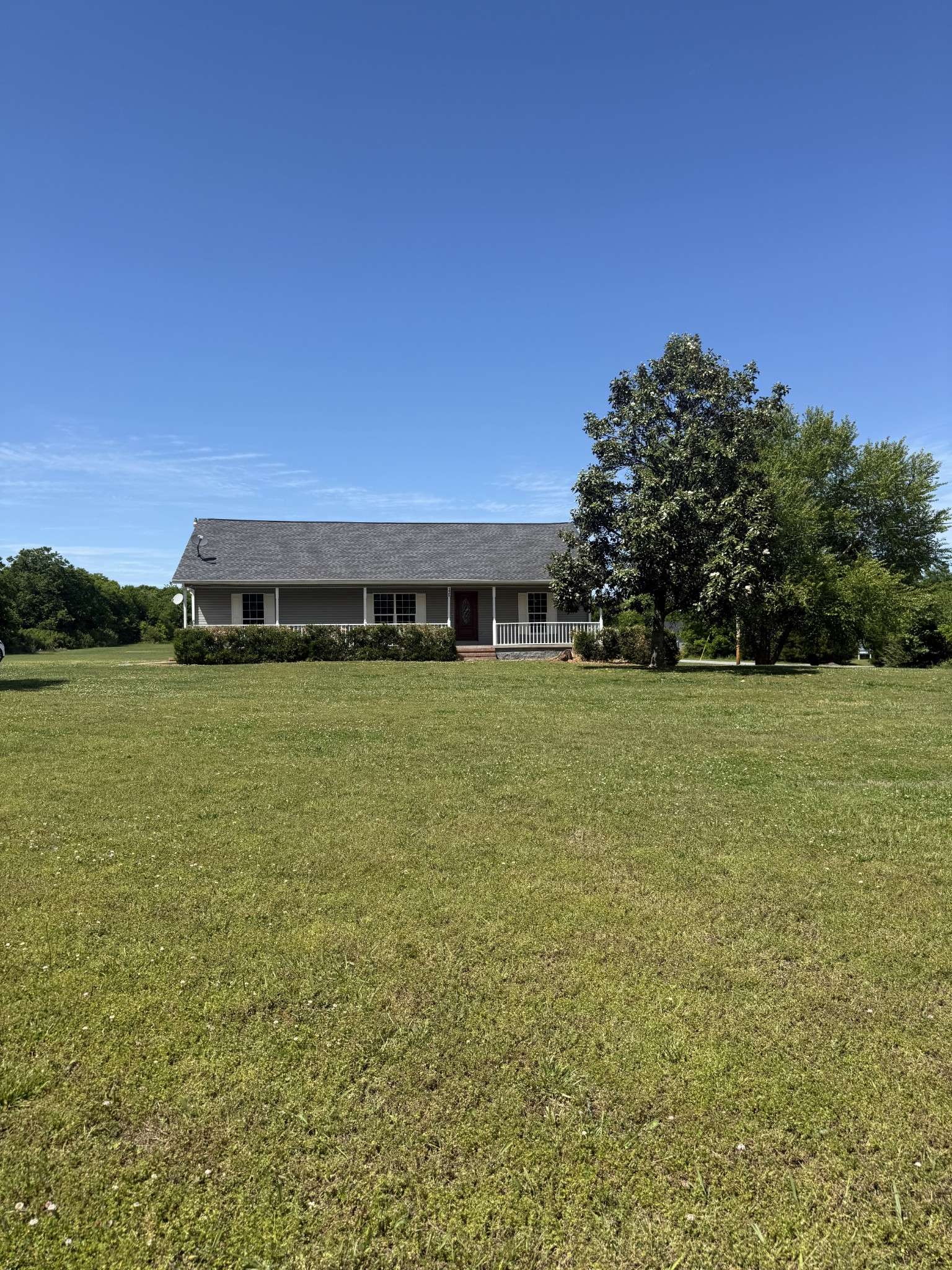 126 Simmons Ln, Shelbyville, TN 37160