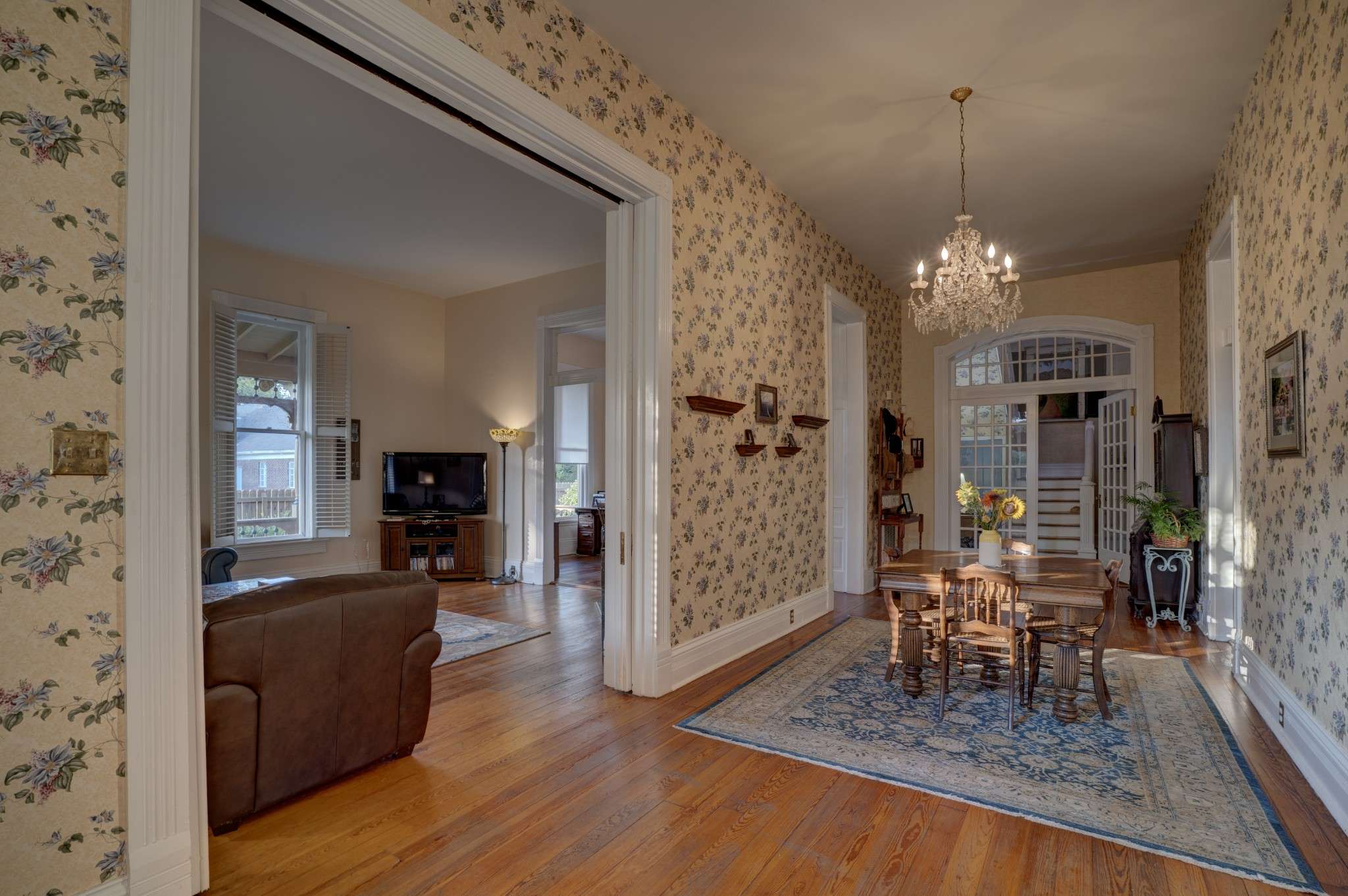 305 4th Ave #S, Franklin, TN 37064