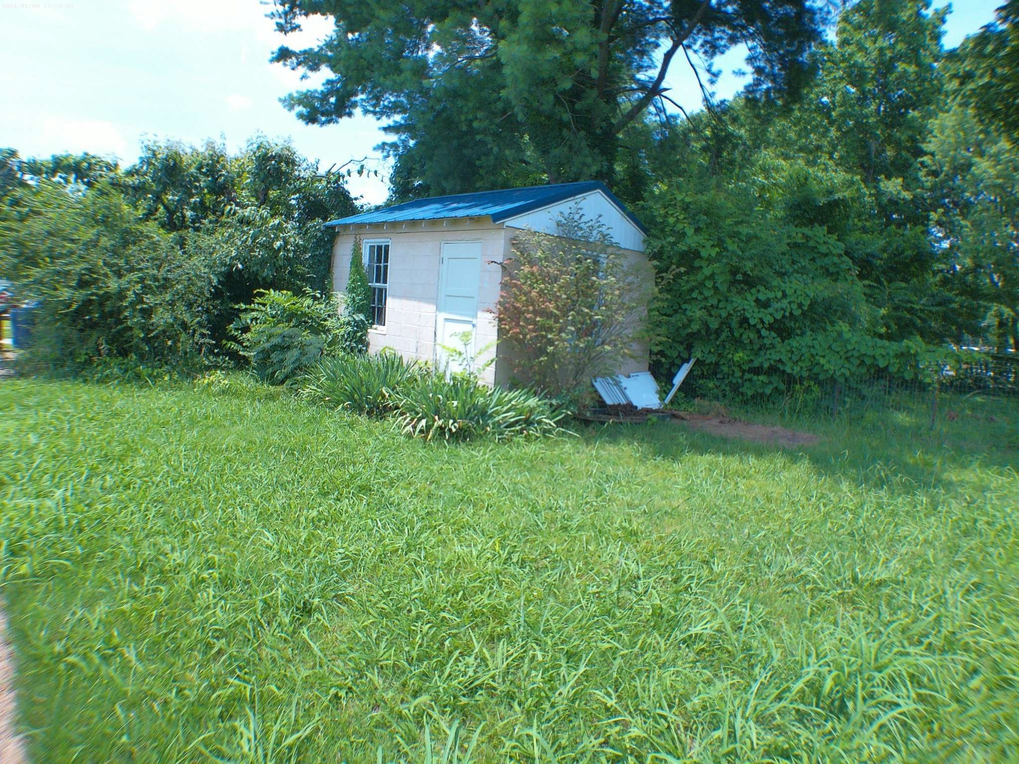 201 Hodges St #N, Cowan, TN 37318