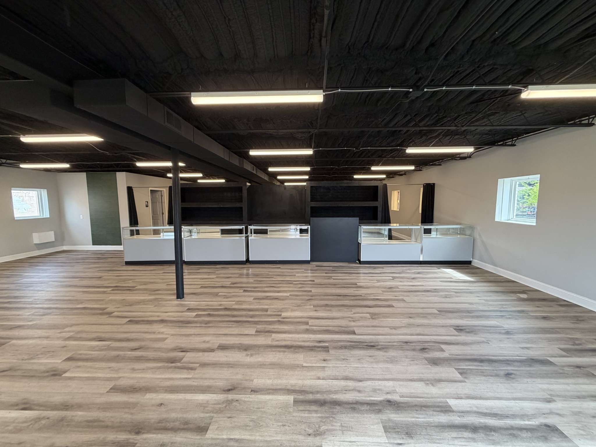 137 W Broadway, Gallatin, TN 37066