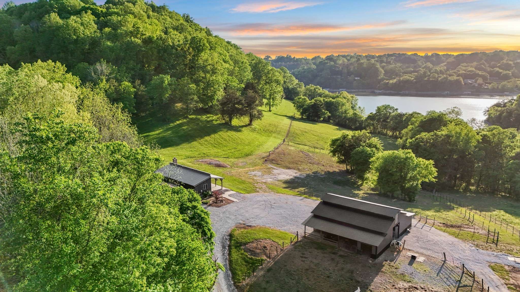 138 Cross Creek Dr, Manchester, TN 37355