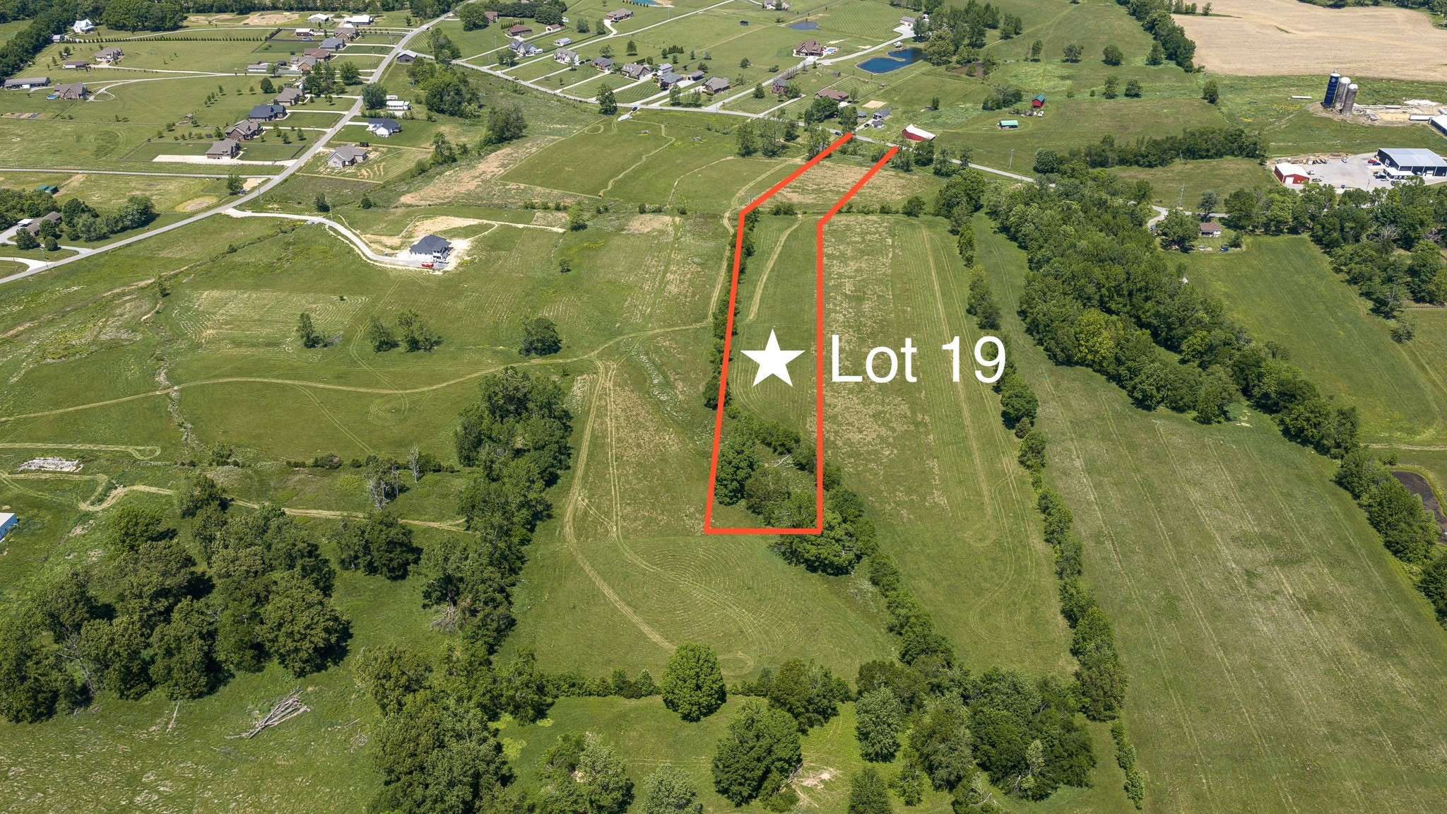 0 Thompson Ln, Portland, TN 37148