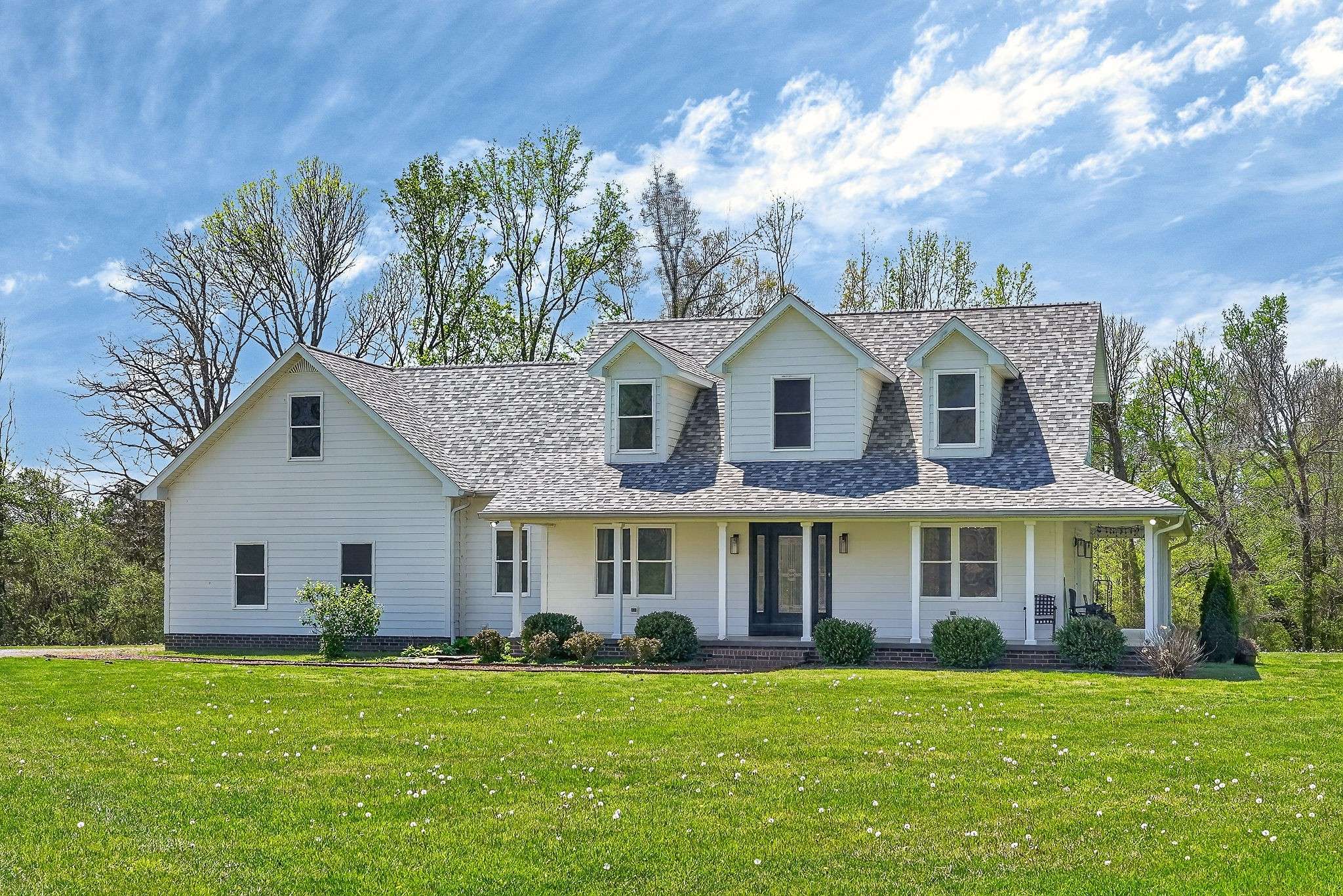 302 Ligon Ln, Baxter, TN 38544