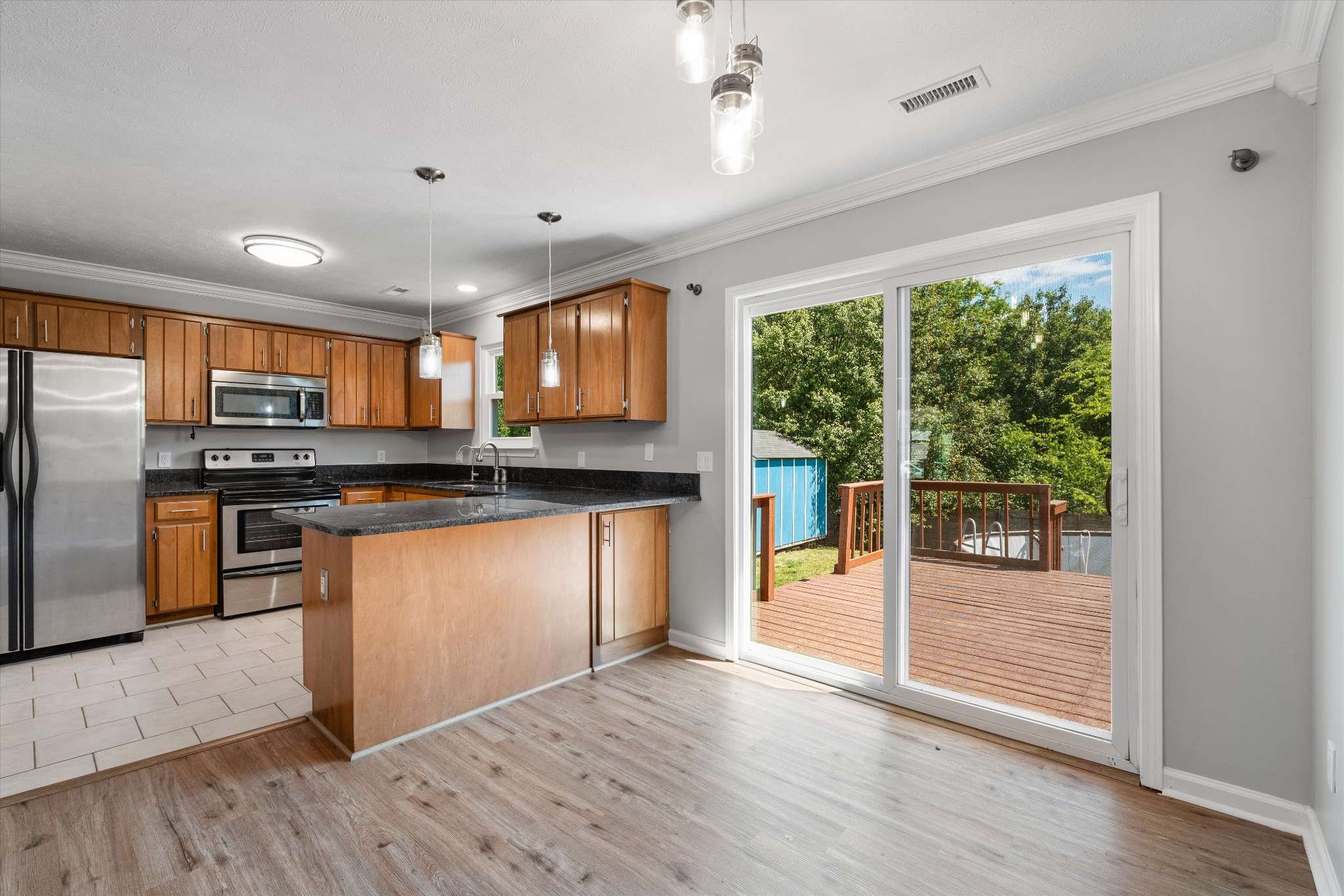 708 Post Oak Dr, Antioch, TN 37013