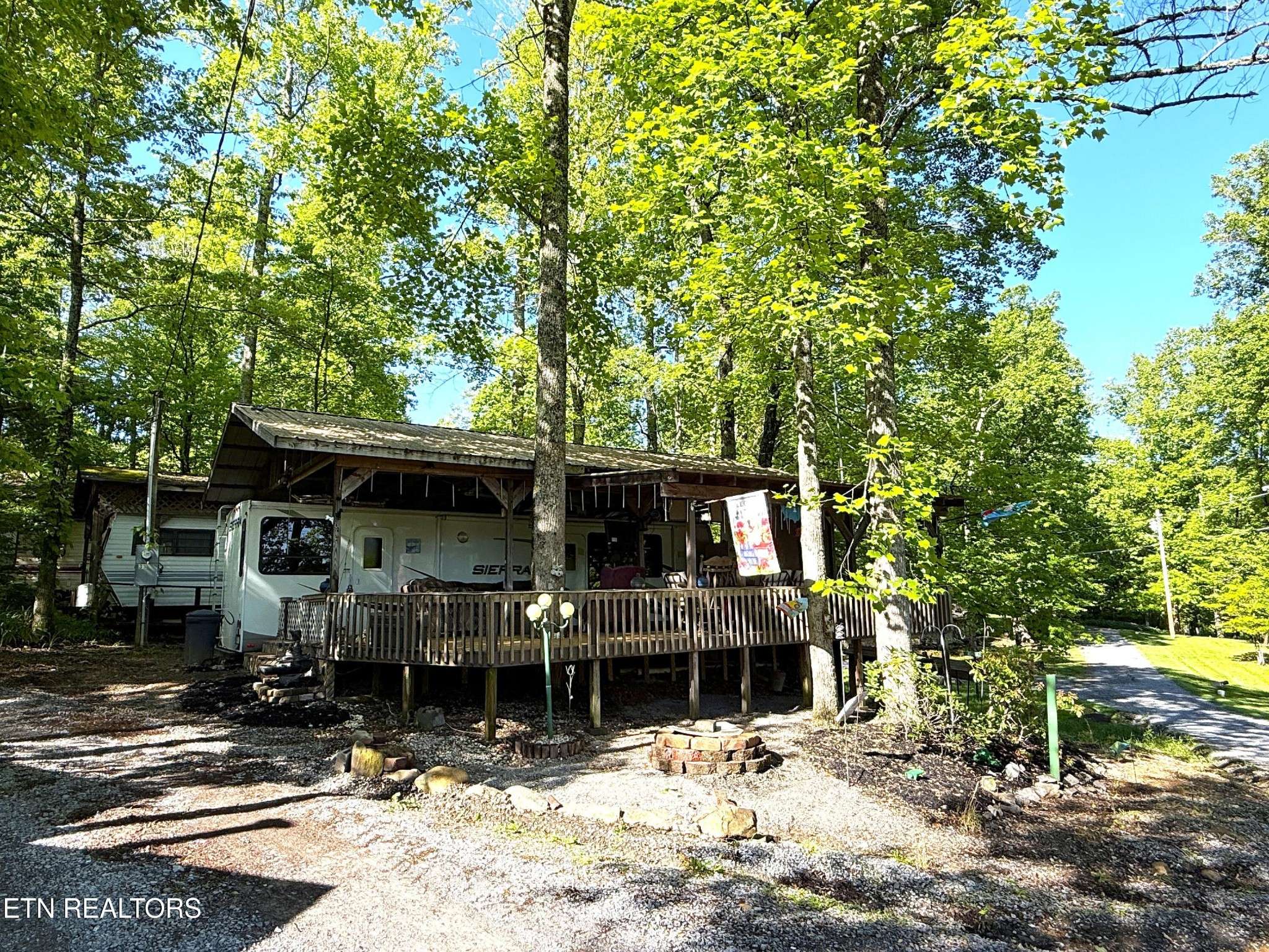 605 Lily Way, Cosby, TN 37722
