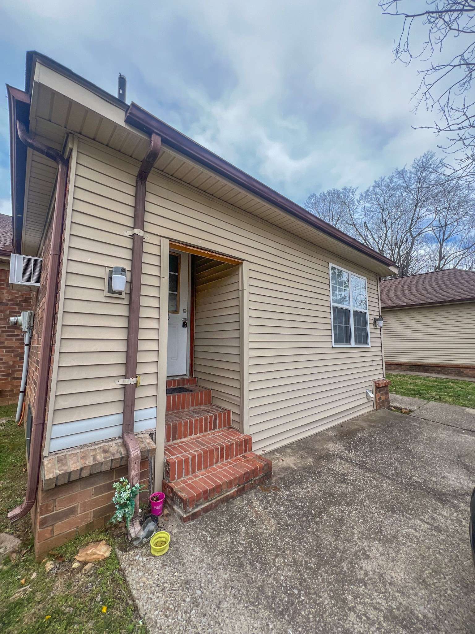 162 Condor Ct, Clarksville, TN 37042