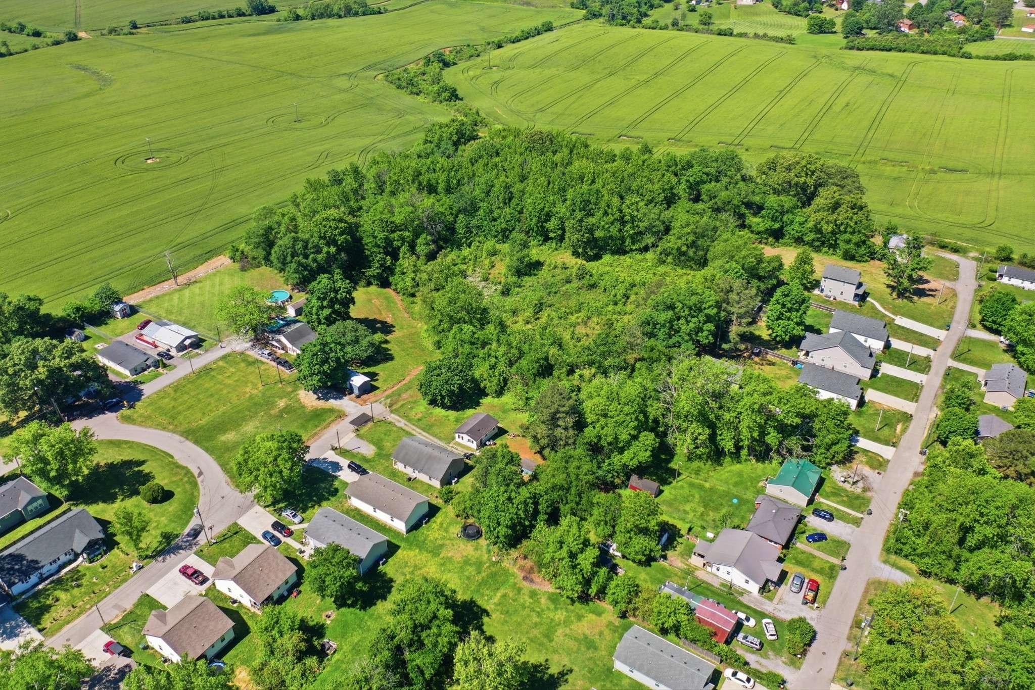844 20th Ave #W, Springfield, TN 37172