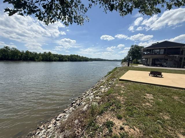 0 WC Pickett Road, Clifton, TN 38425