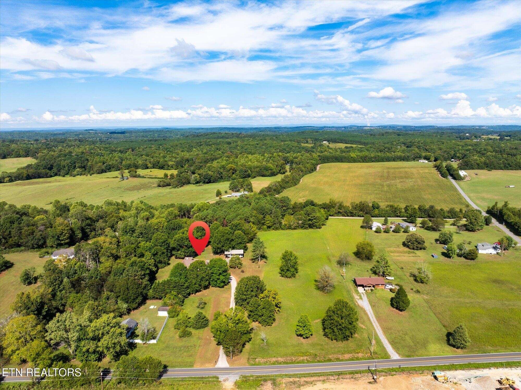 1756 County Road 700, Riceville, TN 37370
