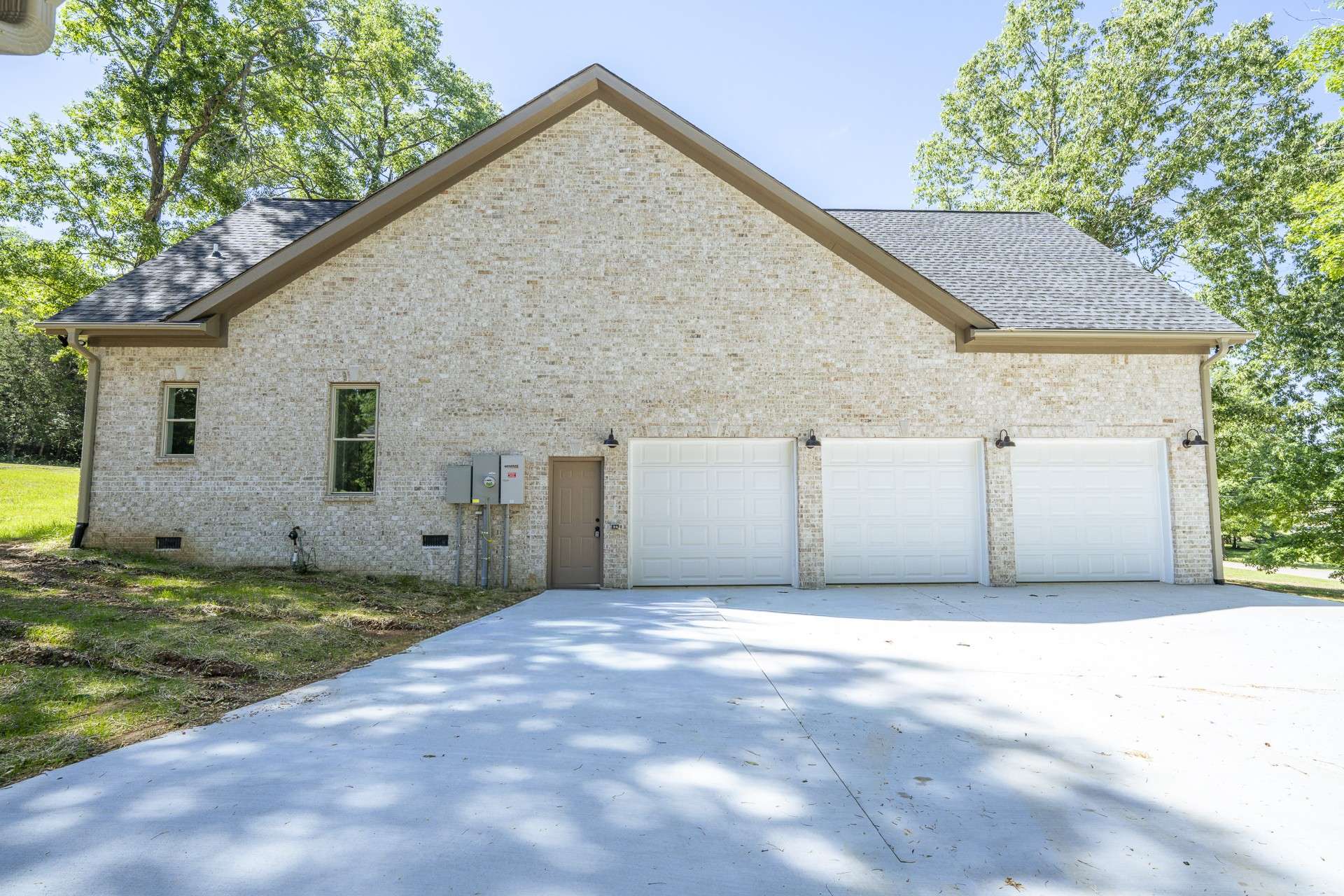 621 Bradley Ln, Bath Springs, TN 38311