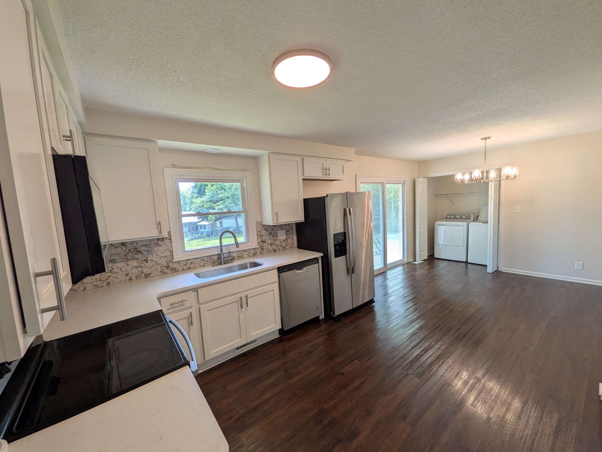 809 Margret Dr, Clarksville, TN 37042