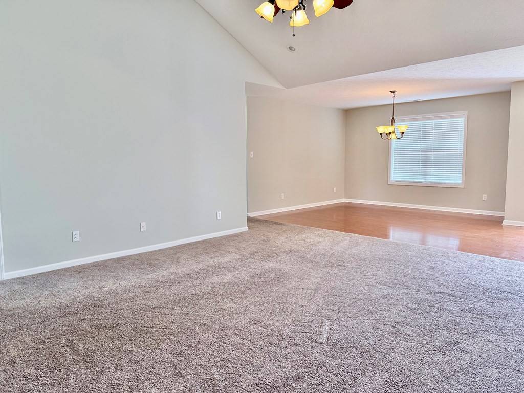 210 Westminster Pl, Hopkinsville, KY 42240