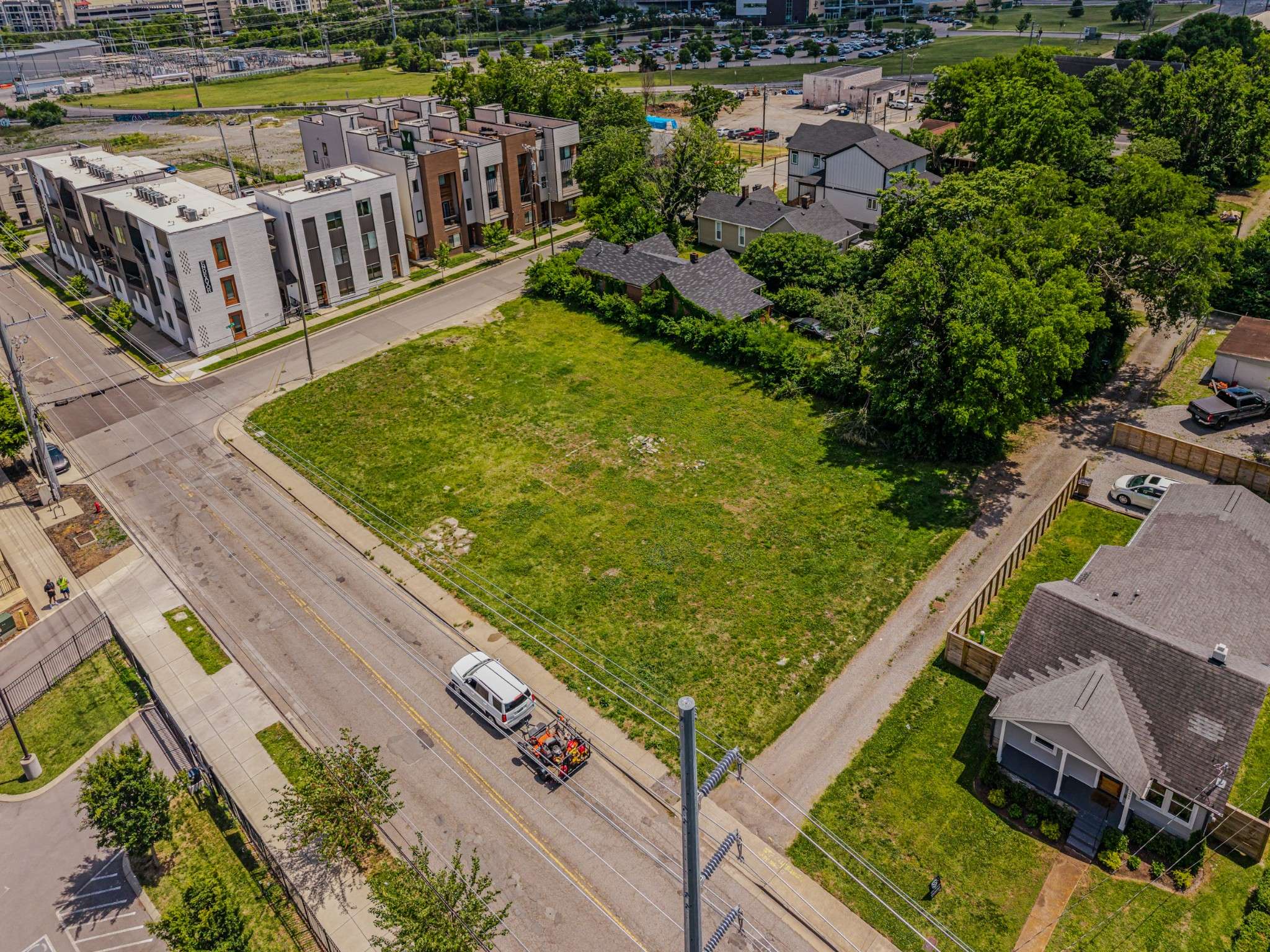 616 26th Ave #N, Nashville, TN 37209