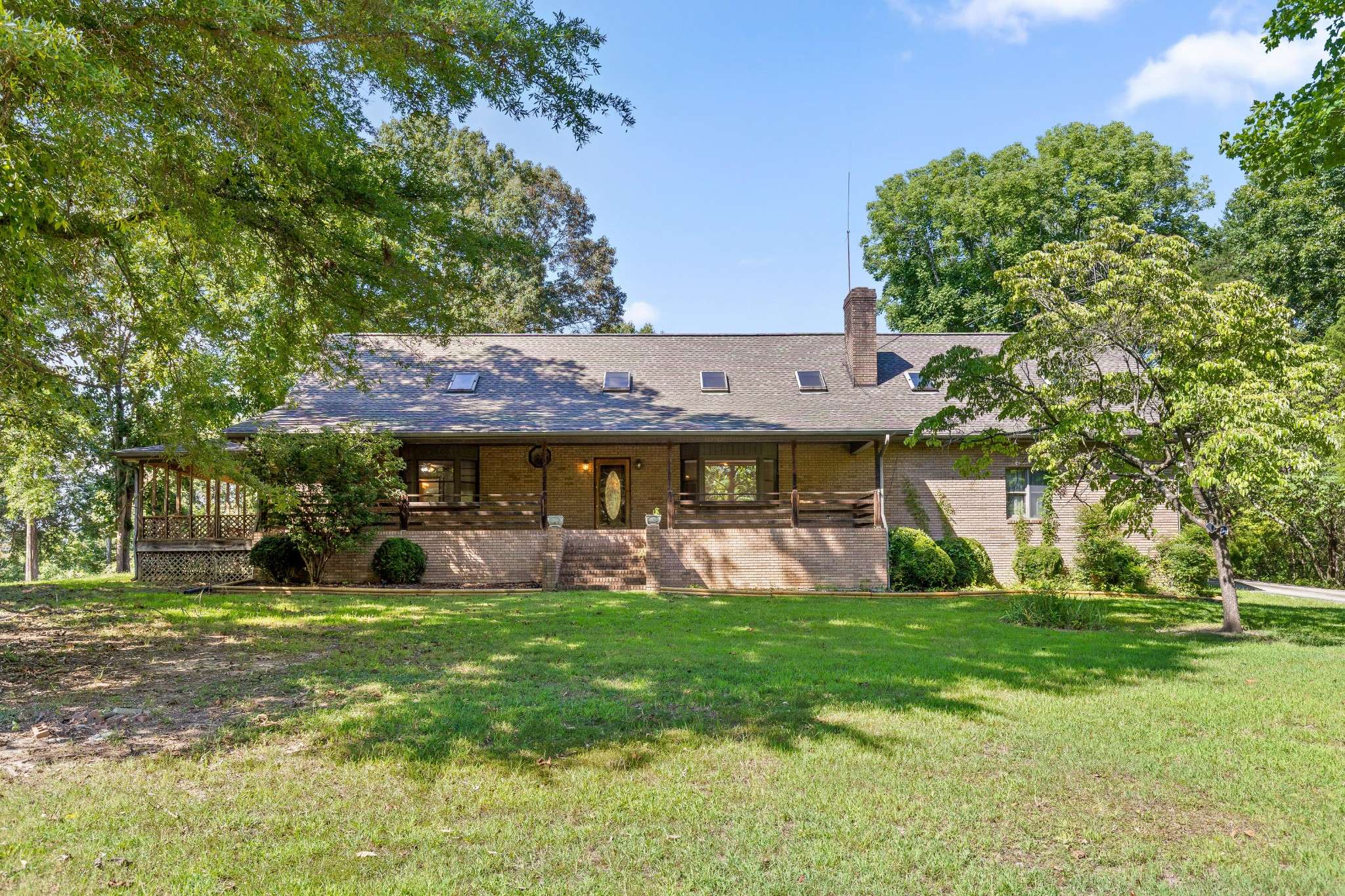 2401 Igou Ferry Road, Soddy Daisy, TN 37379