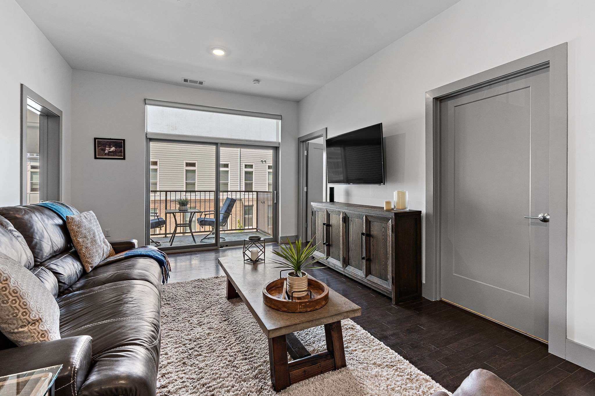 2407 8th Ave #S #402, Nashville, TN 37204
