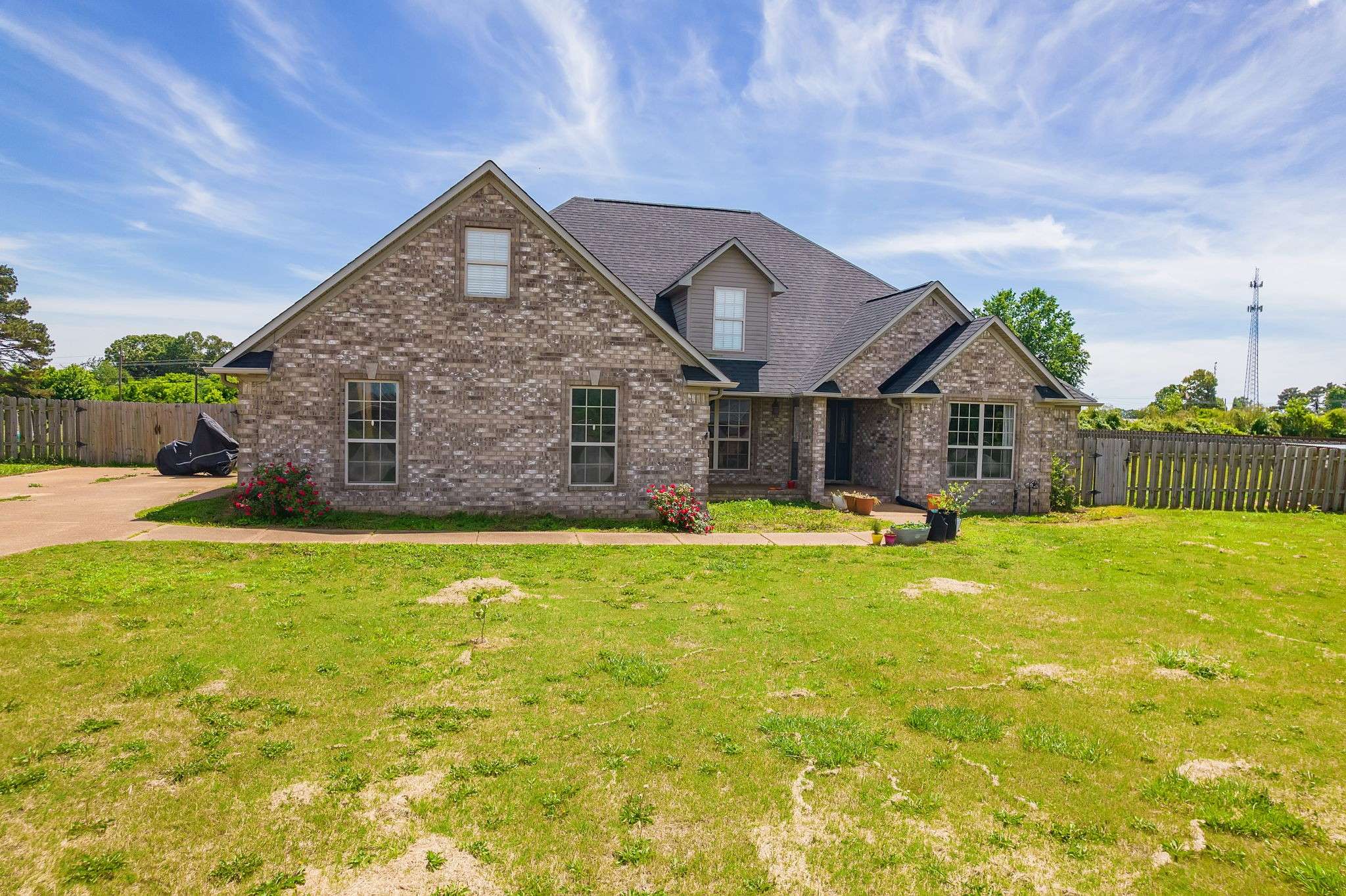 100 Mary Kate Ln, Henderson, TN 38340