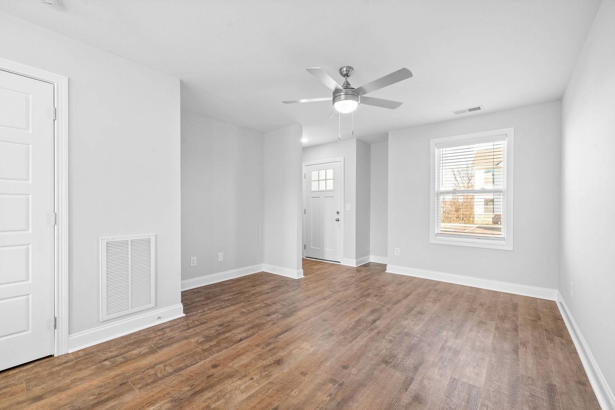 919 Martin St #E7, Clarksville, TN 37040
