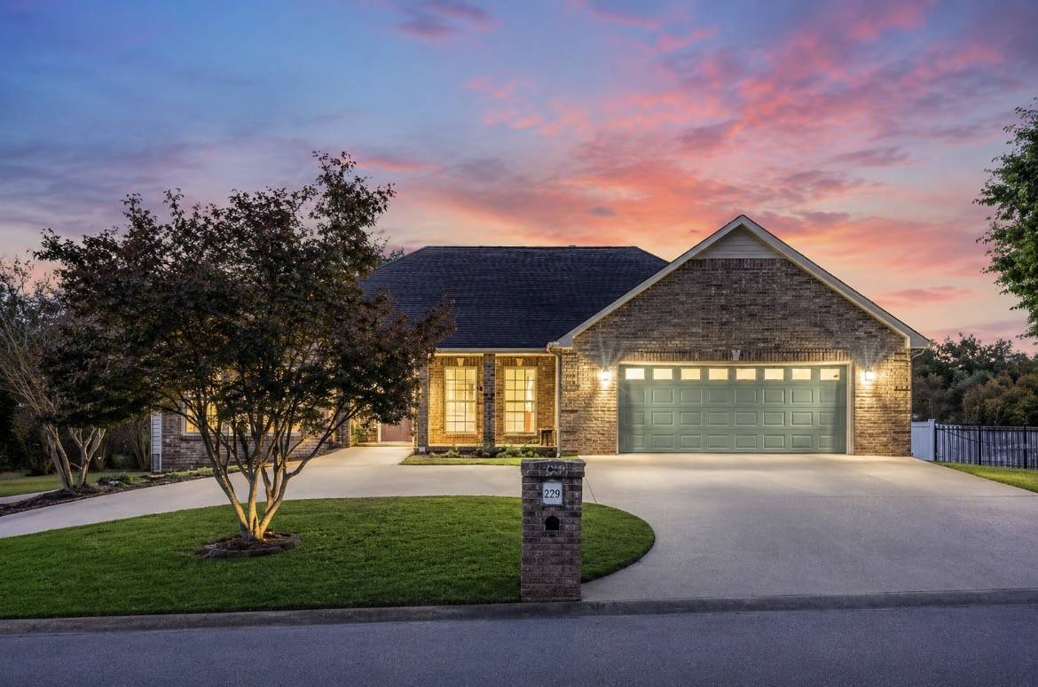229 Cheshire Rd, Clarksville, TN 37043