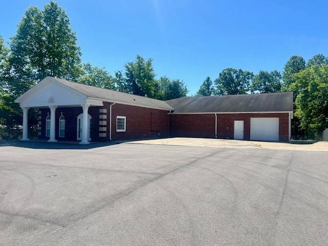 1108 Highway 70 #E, Dickson, TN 37055