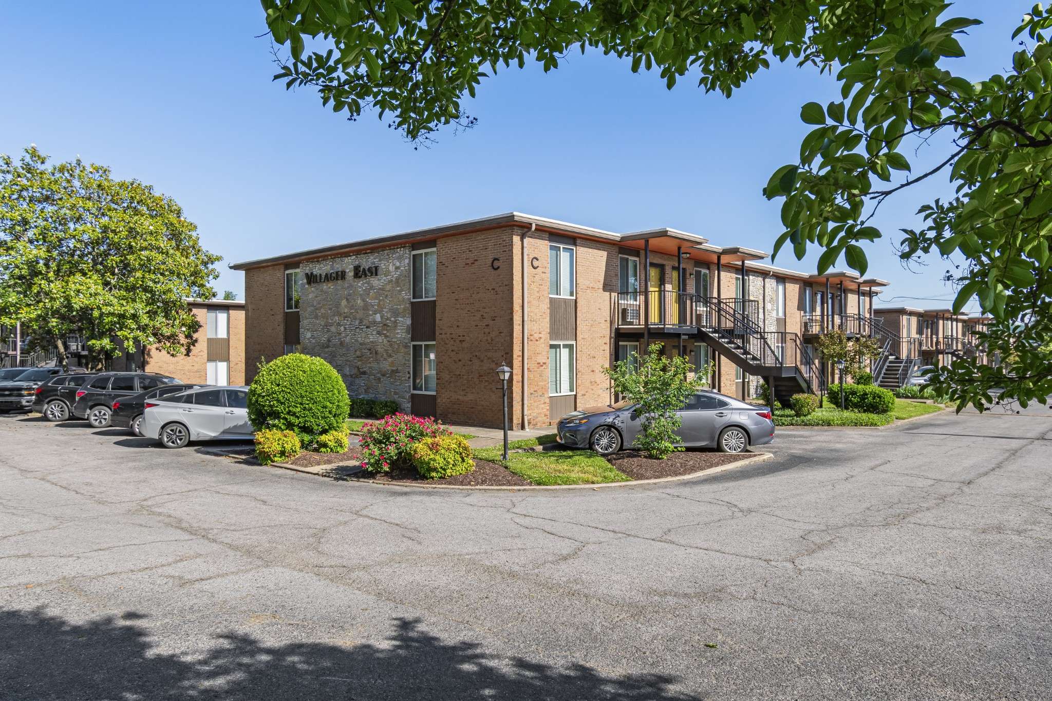 3600 Hillsboro Pike #C9, Nashville, TN 37215