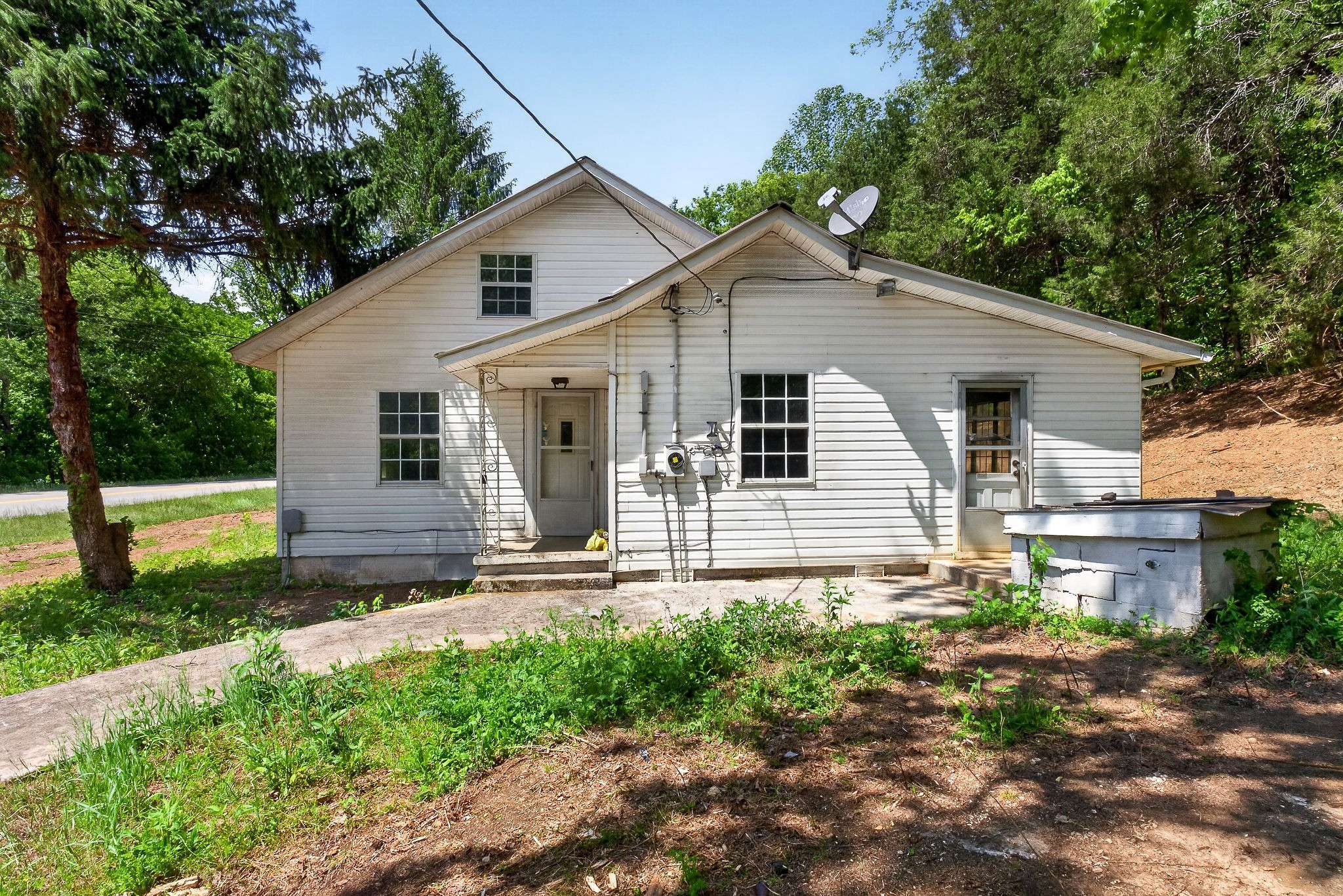 2176 Jennings Creek Hwy, Whitleyville, TN 38588