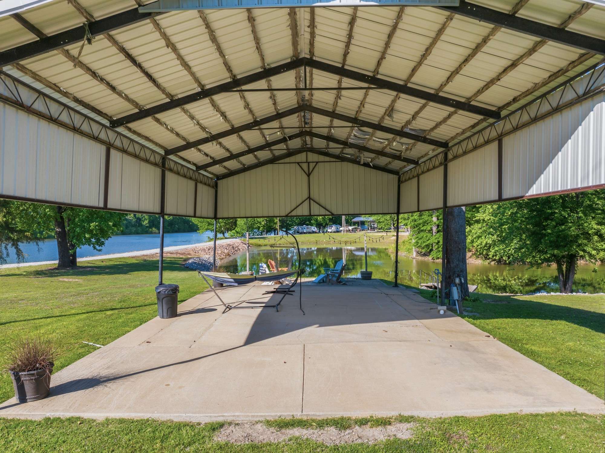 0 Jakes Point, Decaturville, TN 38329