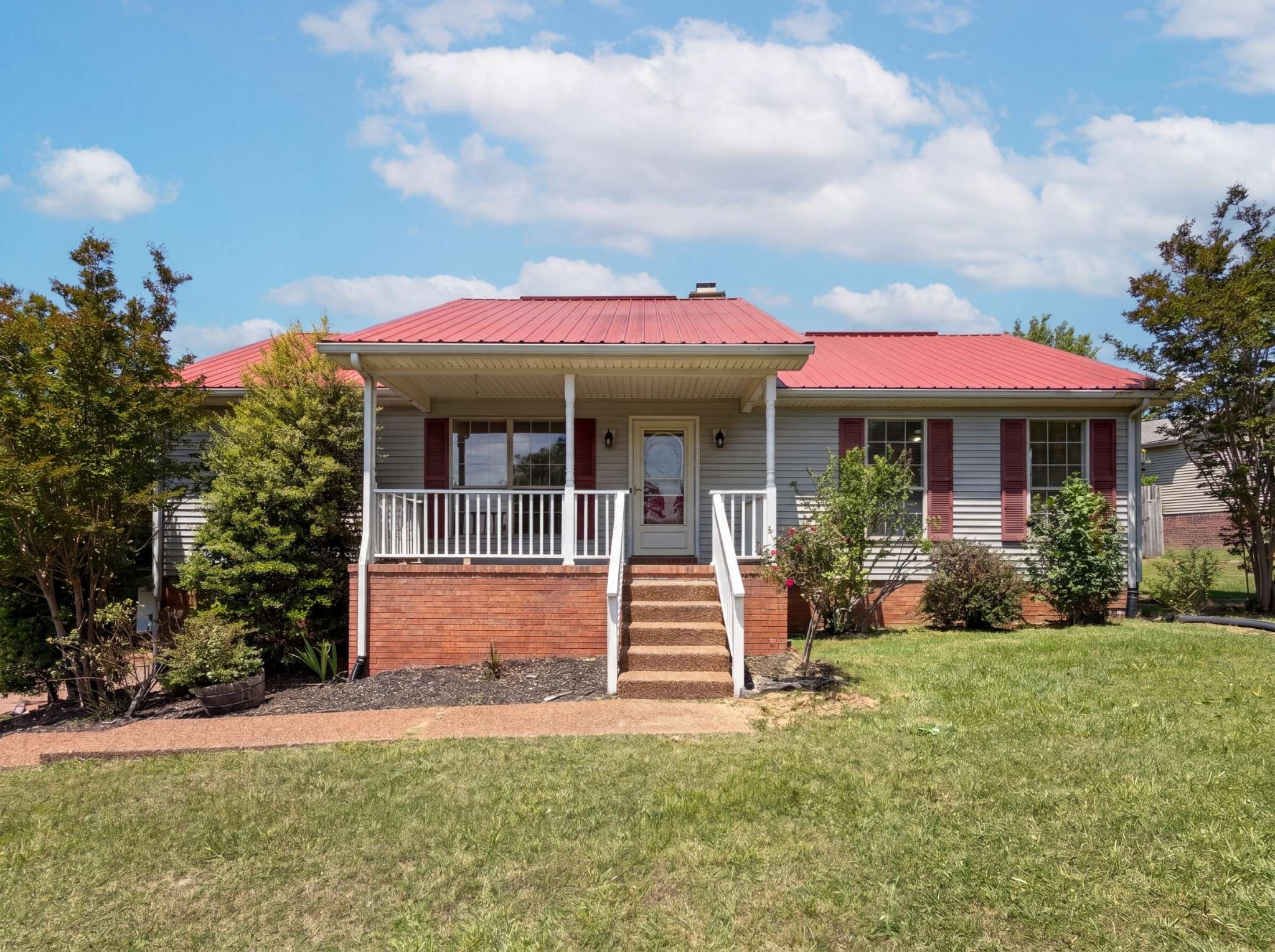 1037 Shadowbrook Dr, Greenbrier, TN 37073