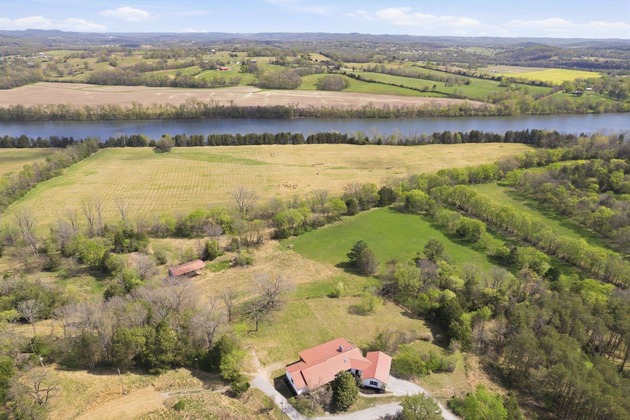 579 Ford Rd, Lebanon, TN 37087