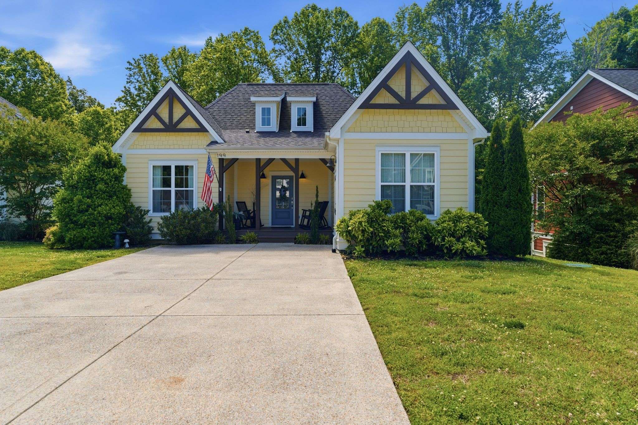 199 Evans Dr, Tullahoma, TN 37388