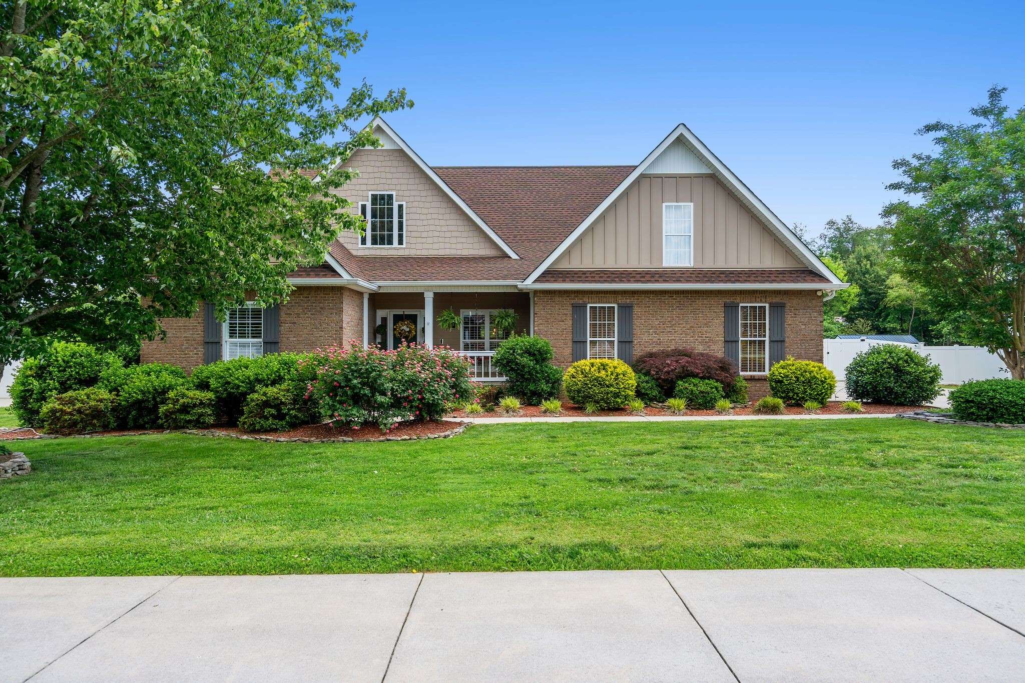 87 Garrison Dr, Mcminnville, TN 37110