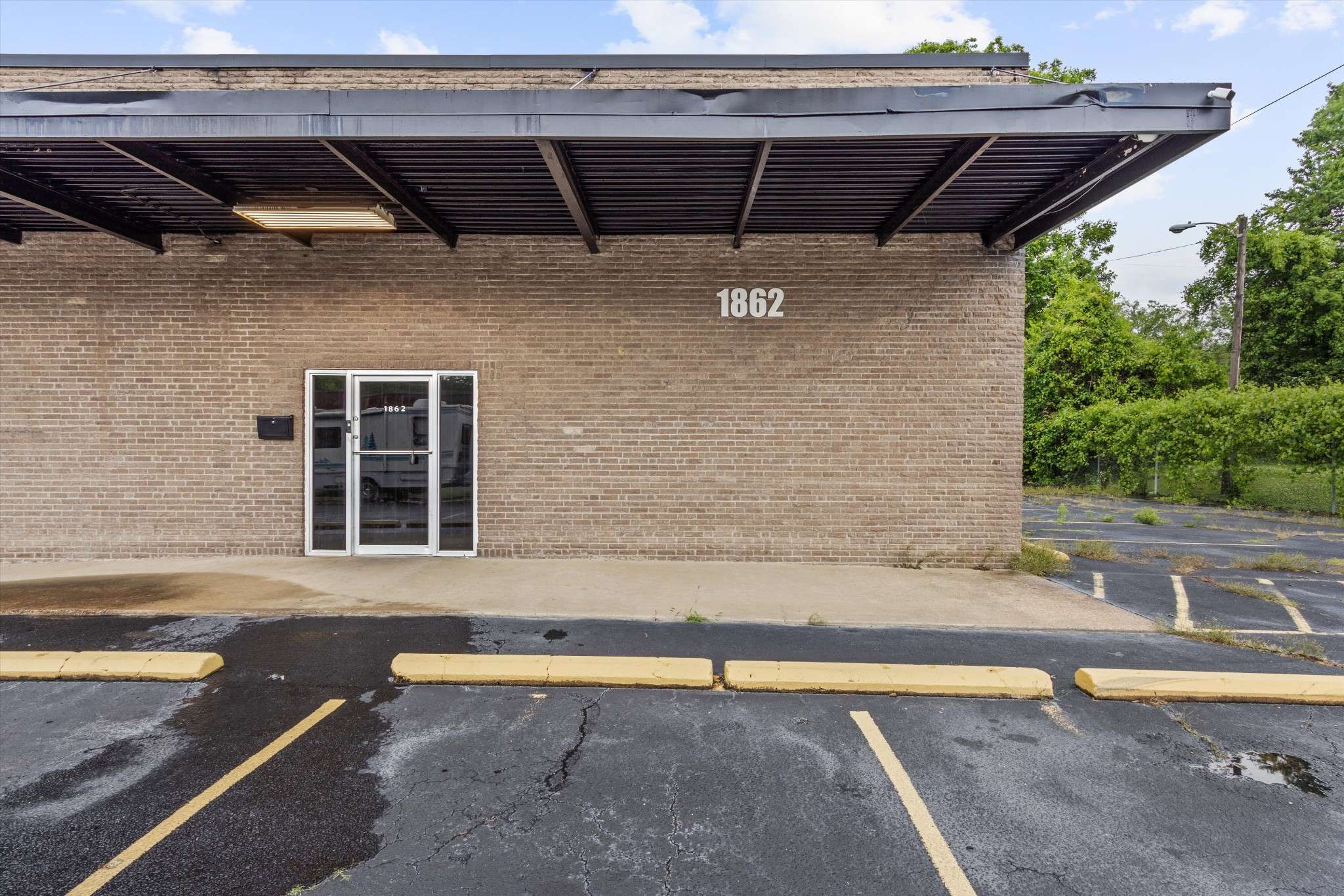 1862 Latham St, Memphis, TN 38106