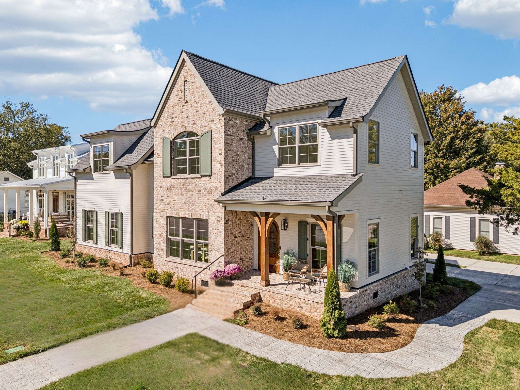 304 Bridge Ave, Murfreesboro, TN 37129