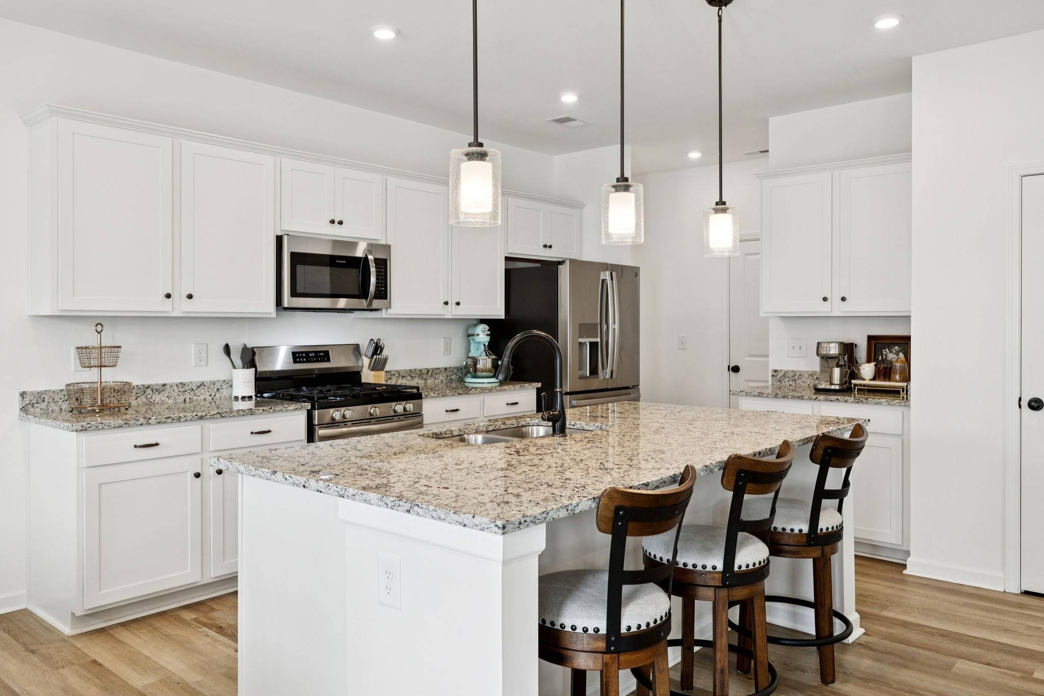 513 Morgan Meadows Way, Columbia, TN 38401