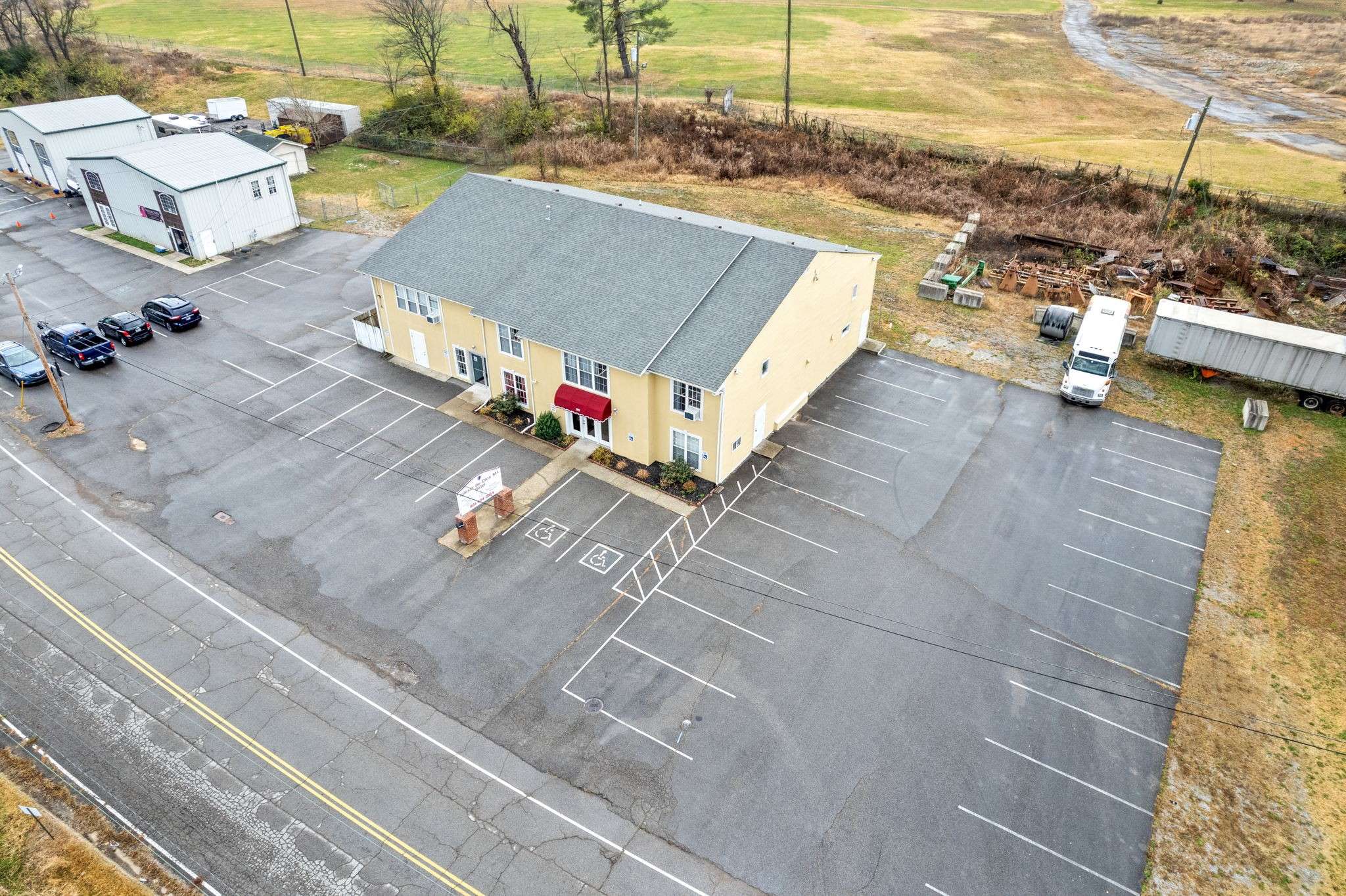 701 Red River St, Clarksville, TN 37040